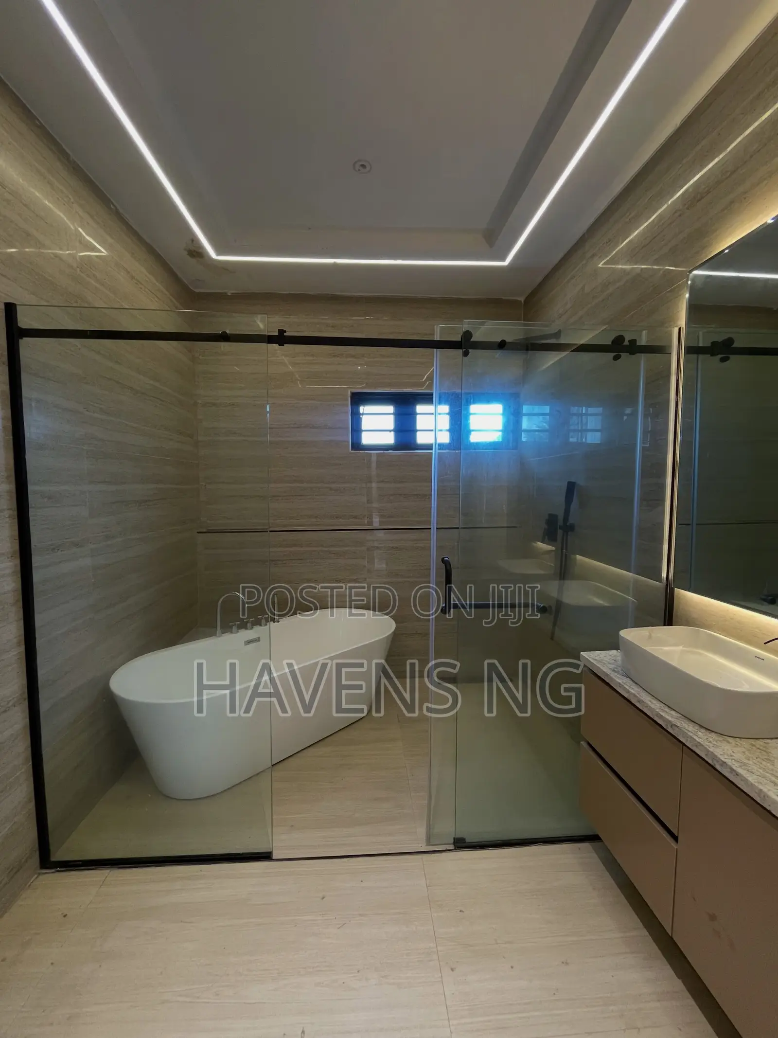 5bdrm Duplex in Life Camp for sale