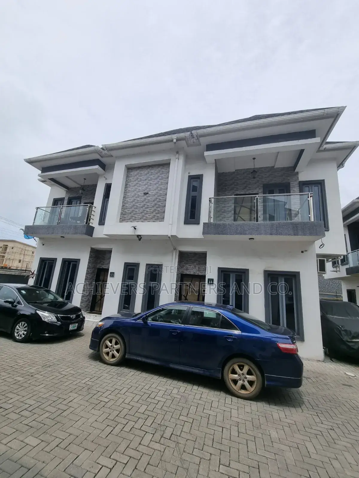 5bdrm Duplex in Eros Court Ii, Agungi for sale