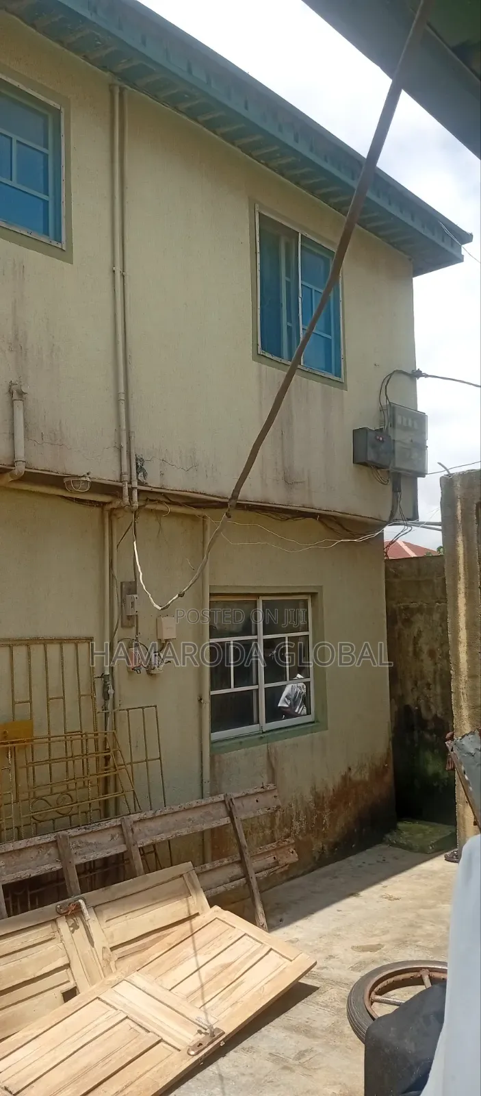 11bdrm Block of Flats in Ijegun for sale