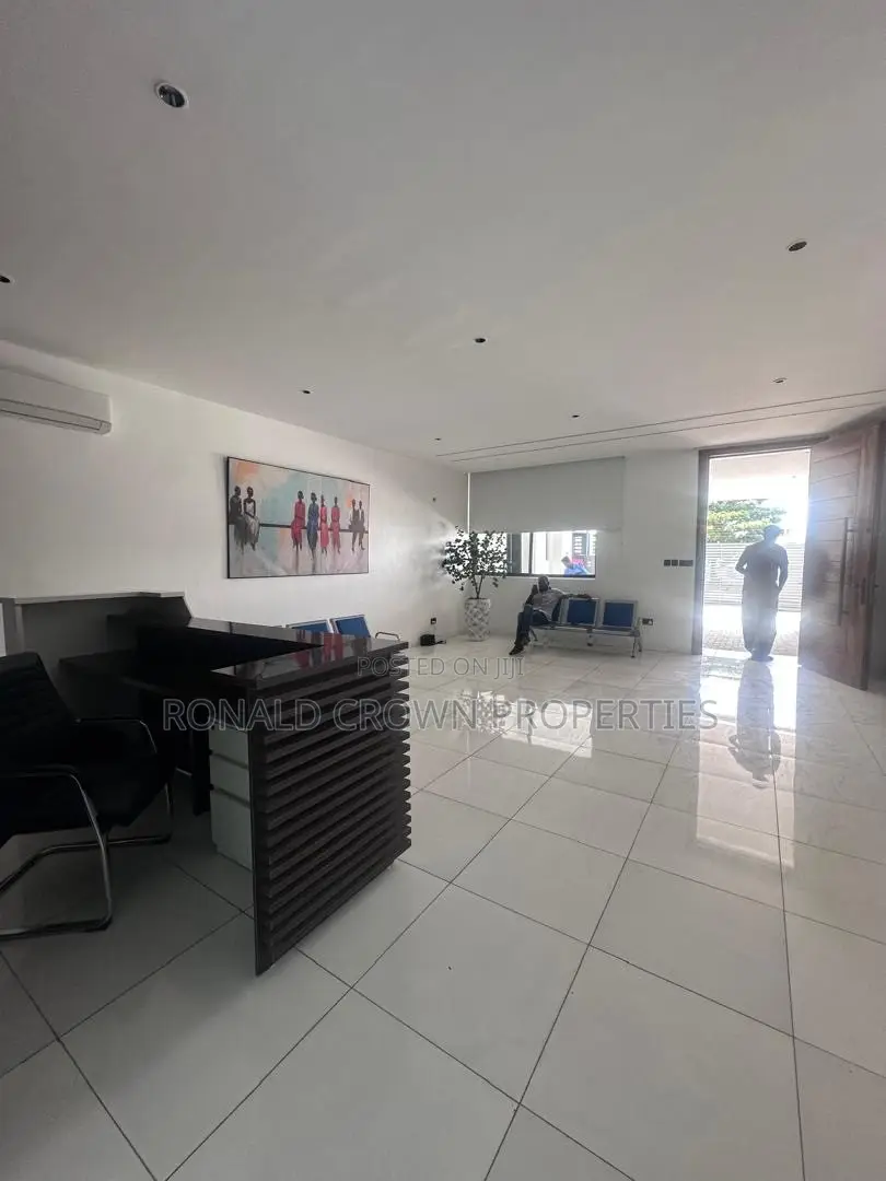 2bdrm Apartment in Victoria Island for sale