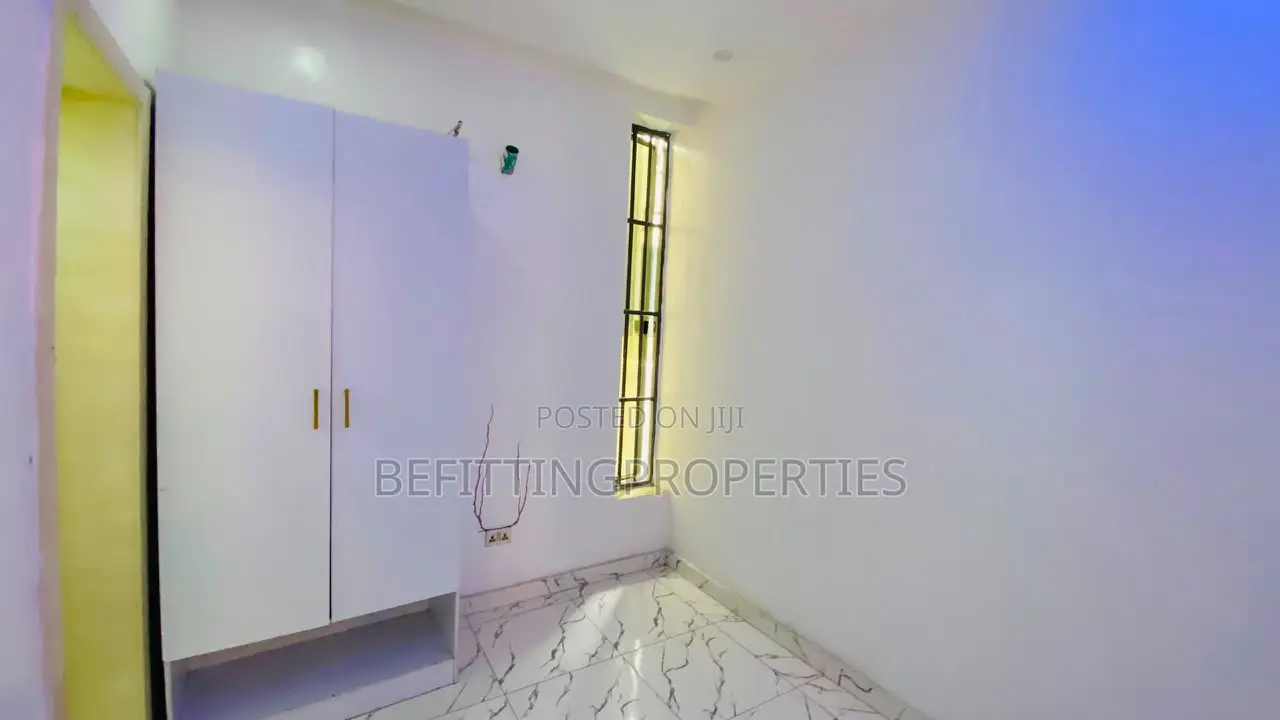 Furnished 4bdrm Duplex in Lekki for sale