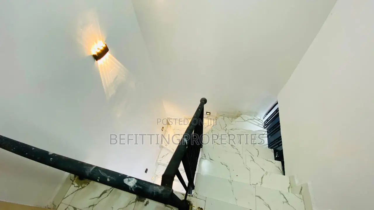 Furnished 4bdrm Duplex in Lekki for sale