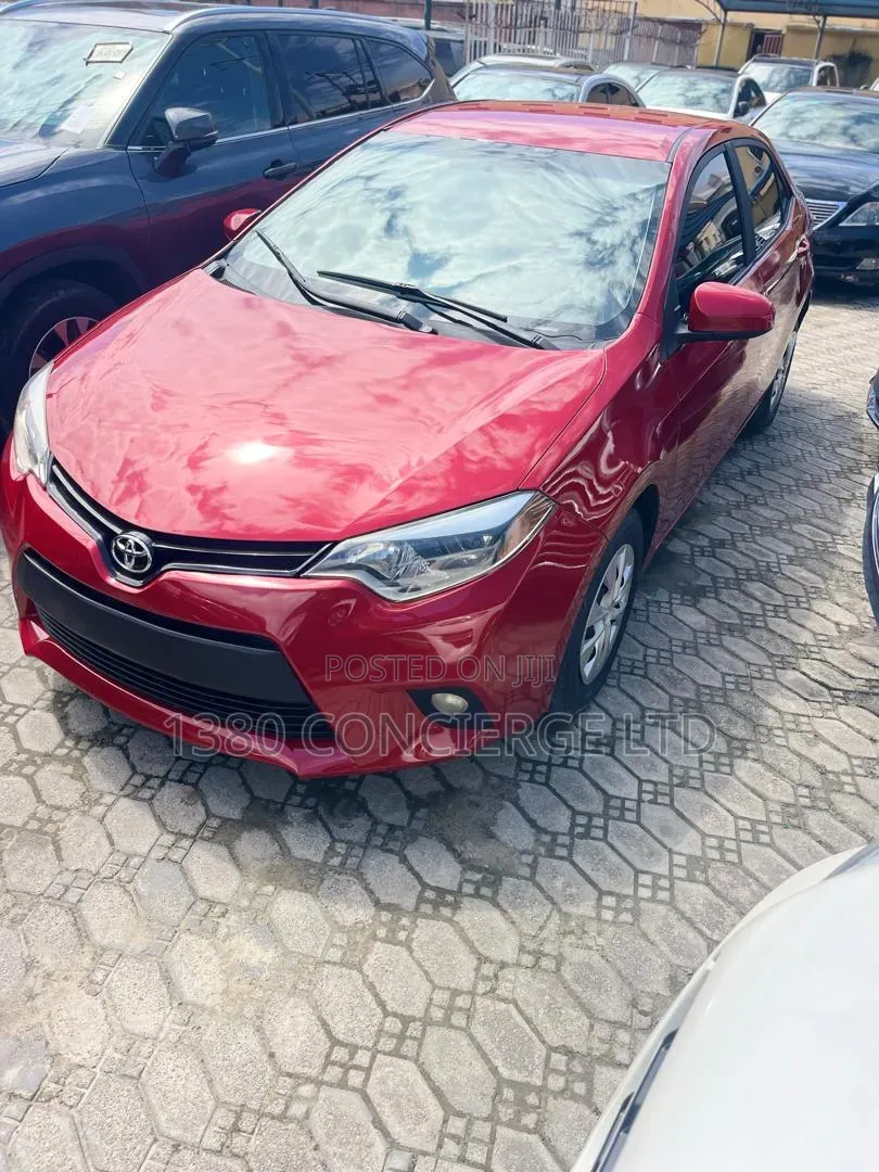 Toyota Corolla 2016 Red