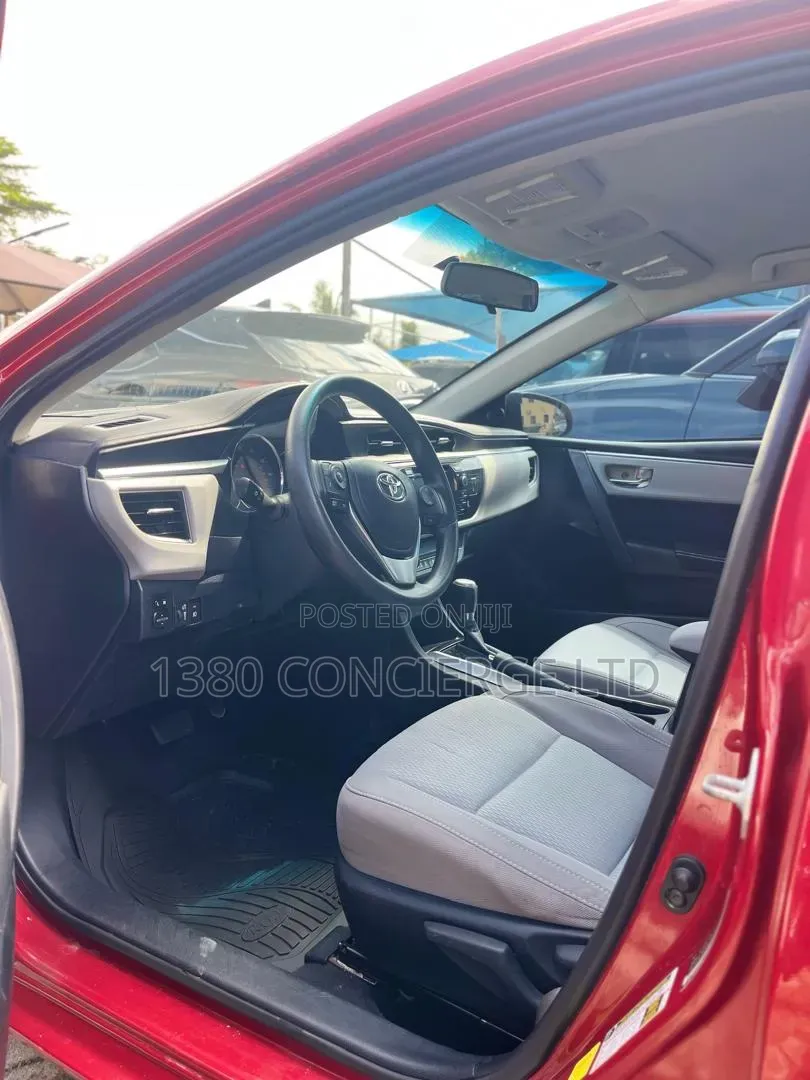Toyota Corolla 2016 Red
