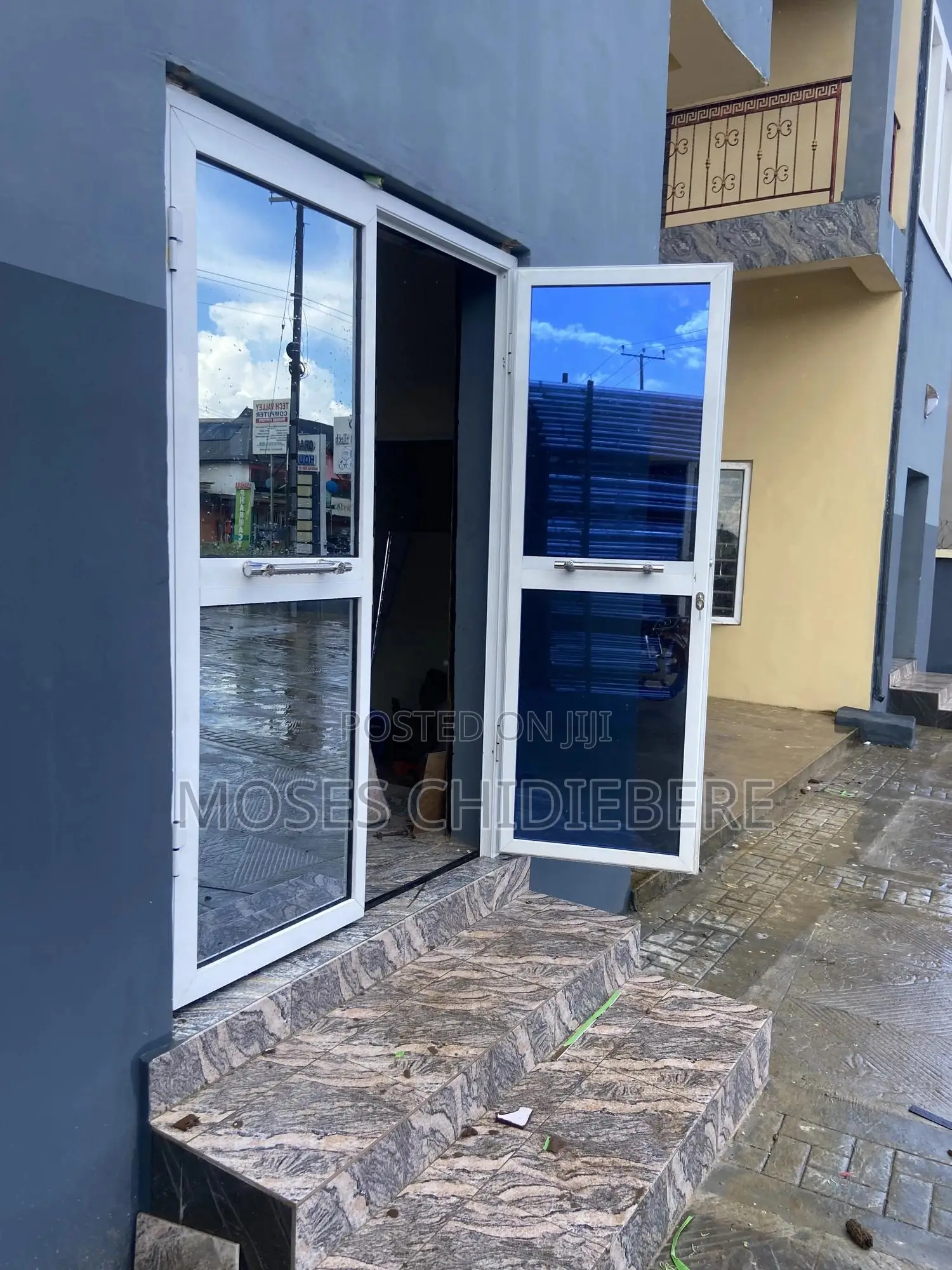 Aluminum Door