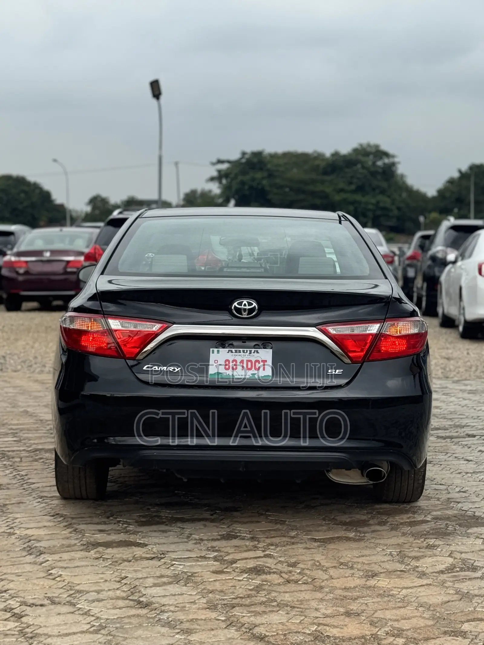 Toyota Camry SE 4dr Sedan (2.5L 4cyl 6A) 2016 Black