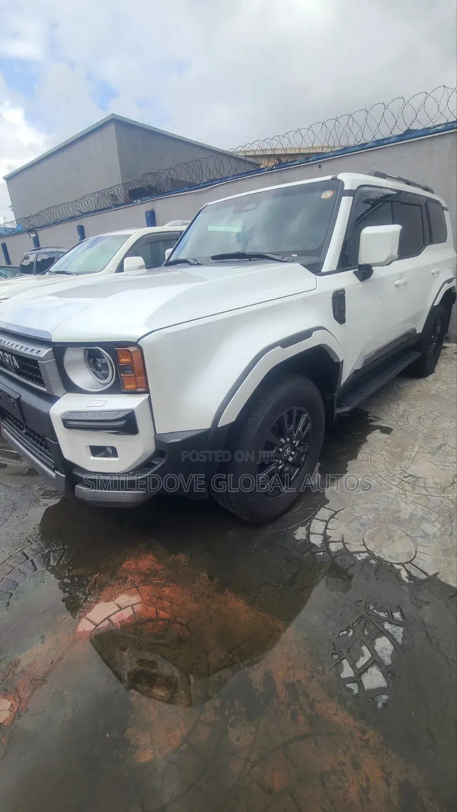 Toyota Land Cruiser 2025 White