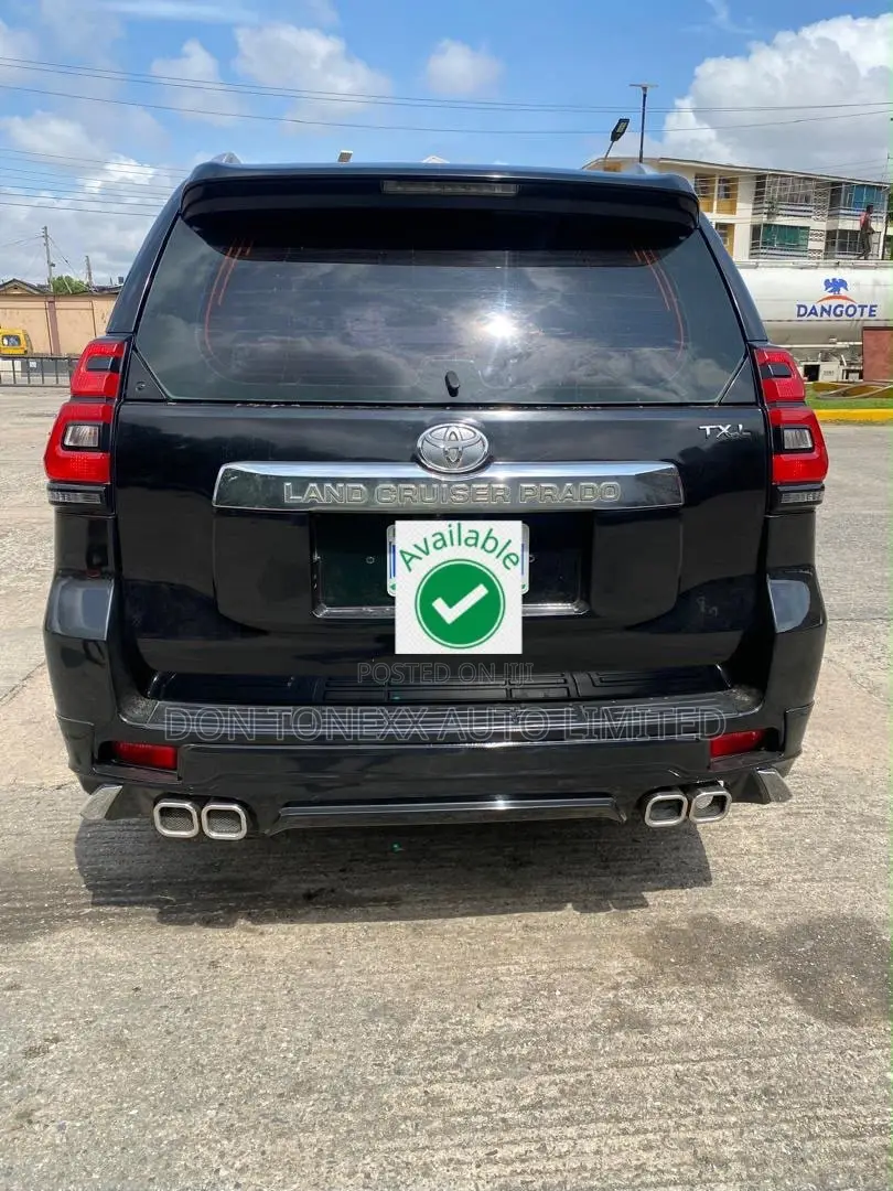Toyota Land Cruiser Prado 2.7 2017 Black