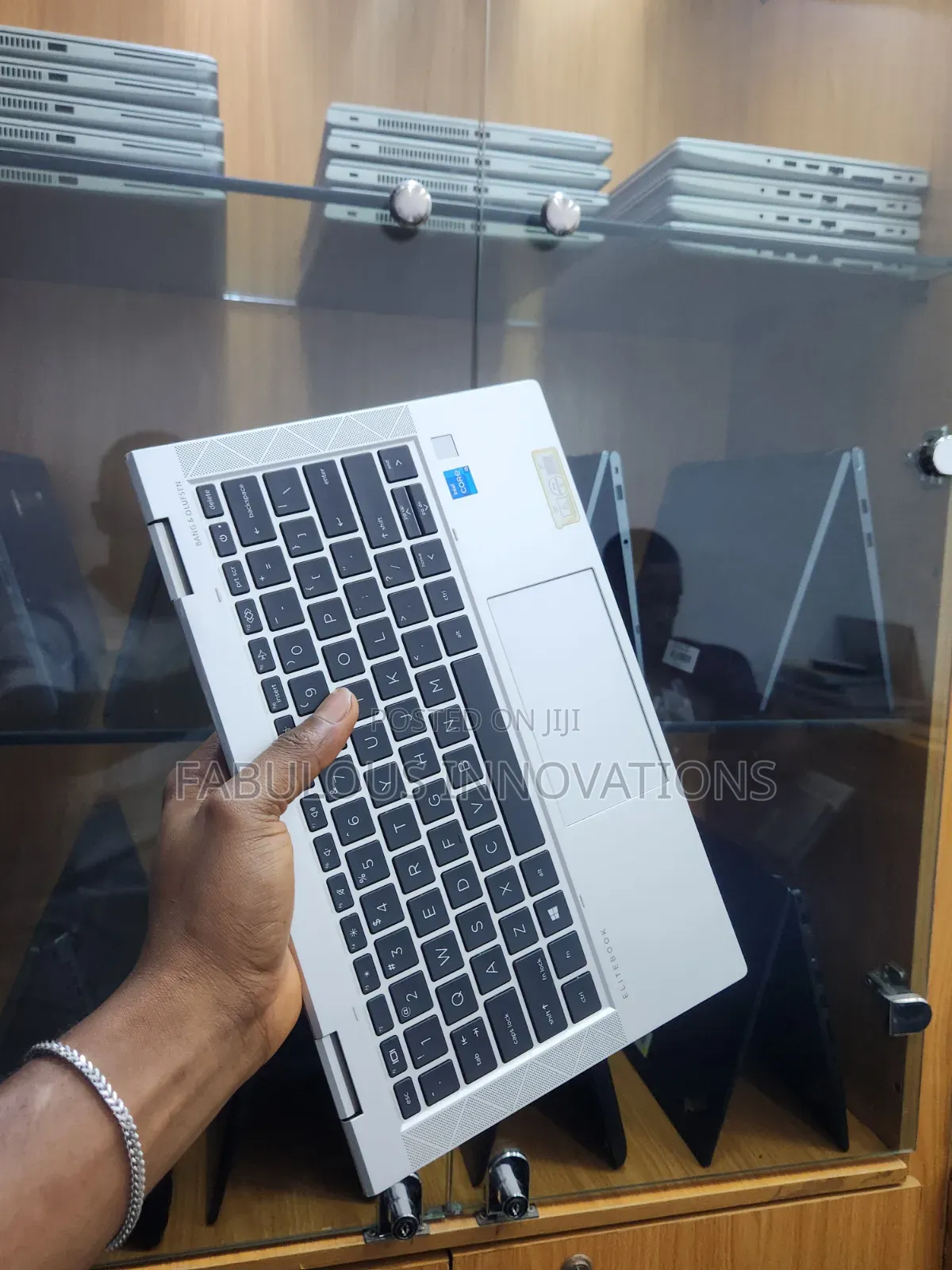 Laptop HP EliteBook 830 G8 16GB Intel Core i7 SSD 512GB