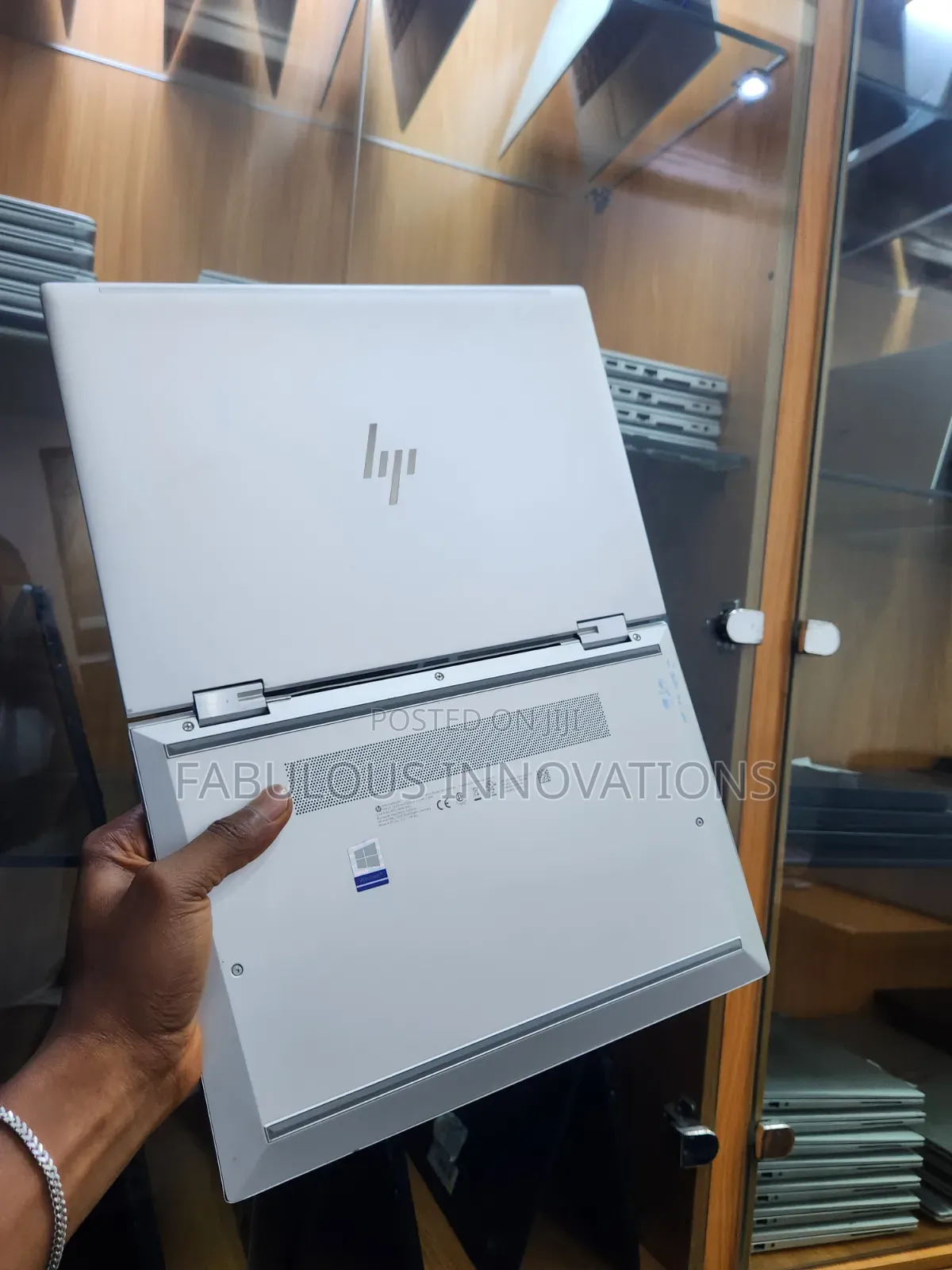 Laptop HP EliteBook 830 G8 16GB Intel Core i7 SSD 512GB