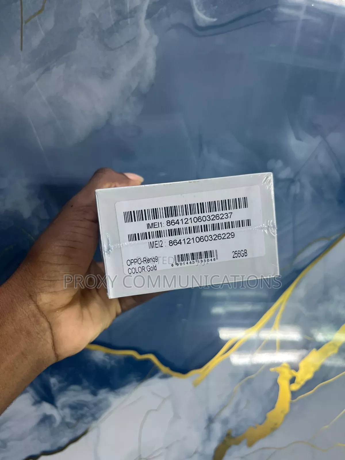 New Oppo Reno9 256 GB Gold