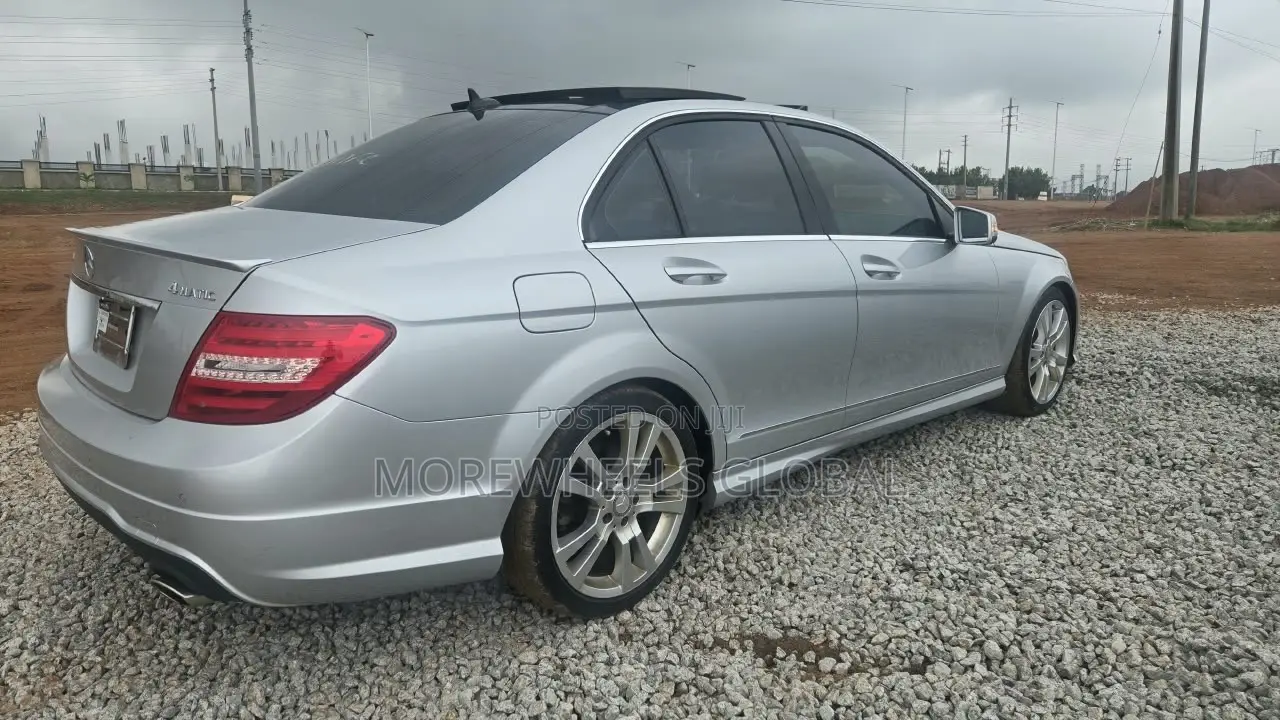 Mercedes-Benz C300 Sport 4Matic Sedan AWD (3.5L 6cyl 7A) 2013 Silver