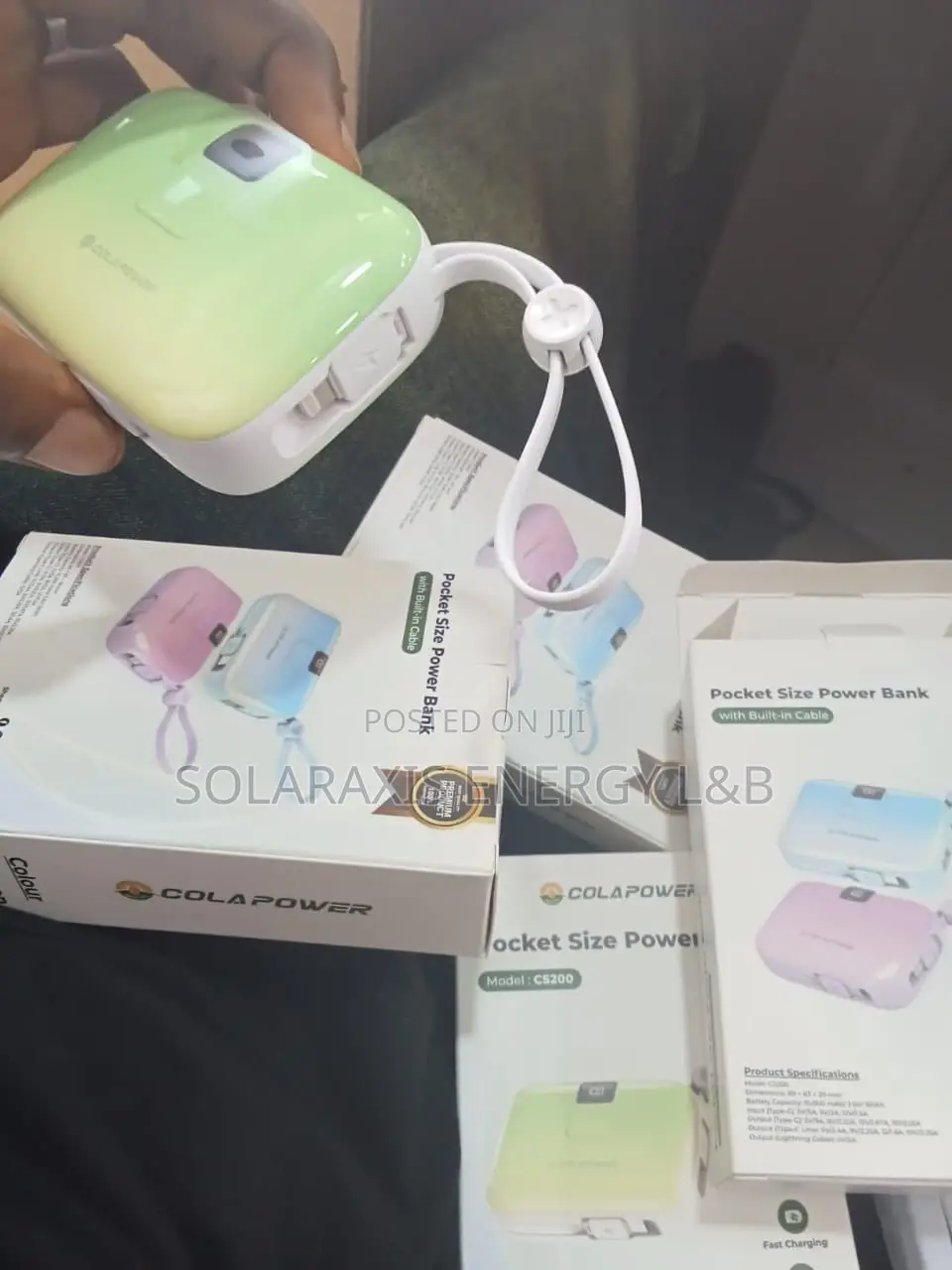ColaPower C5200 Pocket Size Power Bank | Built-in Cable |Fast Charging
