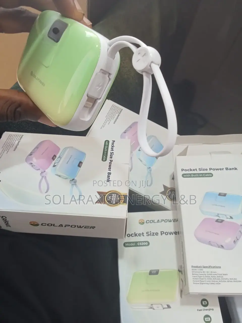 ColaPower C5200 Pocket Size Power Bank | Built-in Cable |Fast Charging