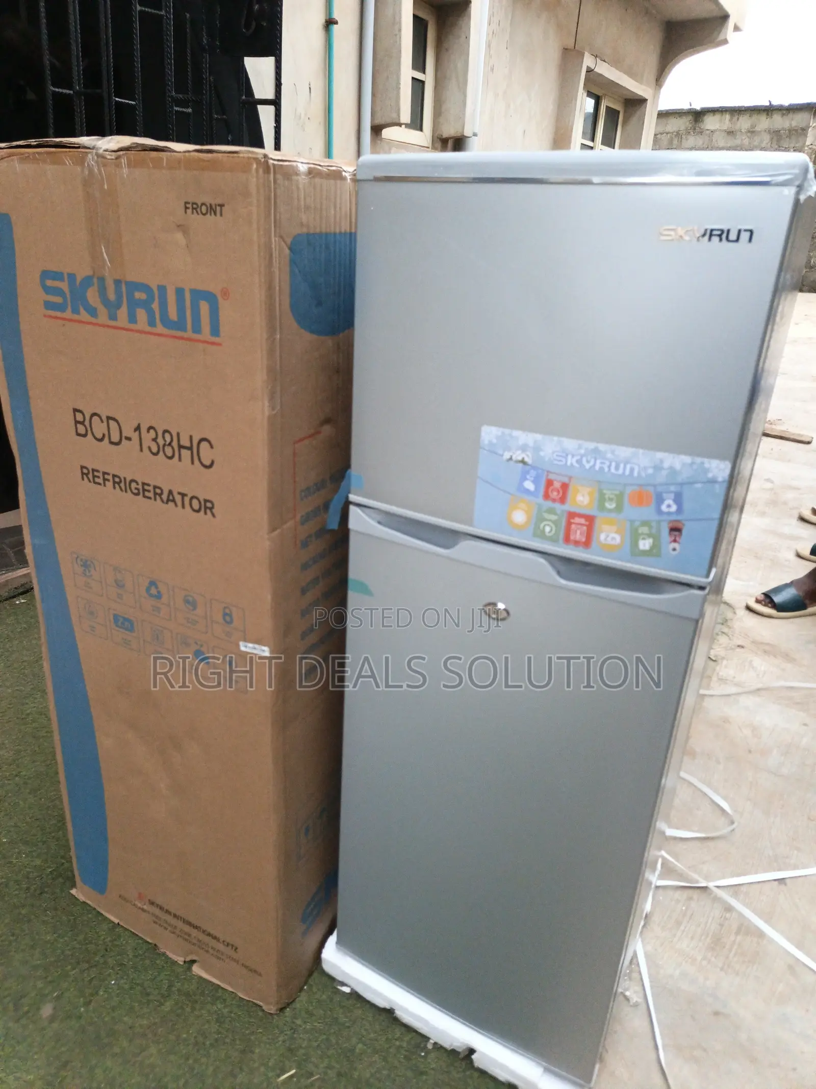 Skyrun 138HC Fridge – Simple, Stylish Functional