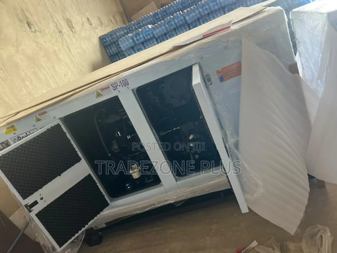 Commercial Perkins 100kVA Soundproof Genset