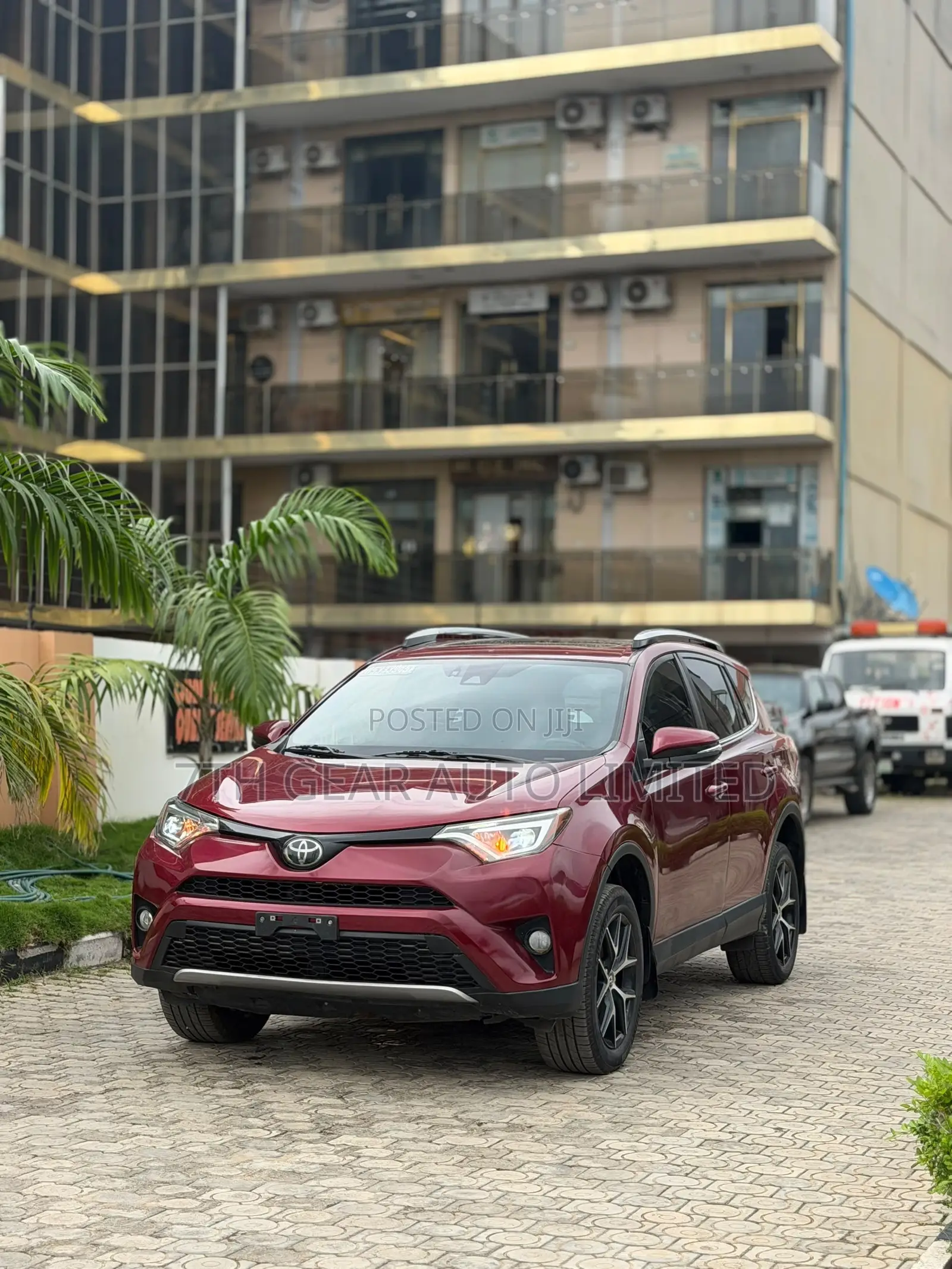 Toyota RAV4 SE 4dr SUV (2.5L 4cyl 6A) 2018 Maroon