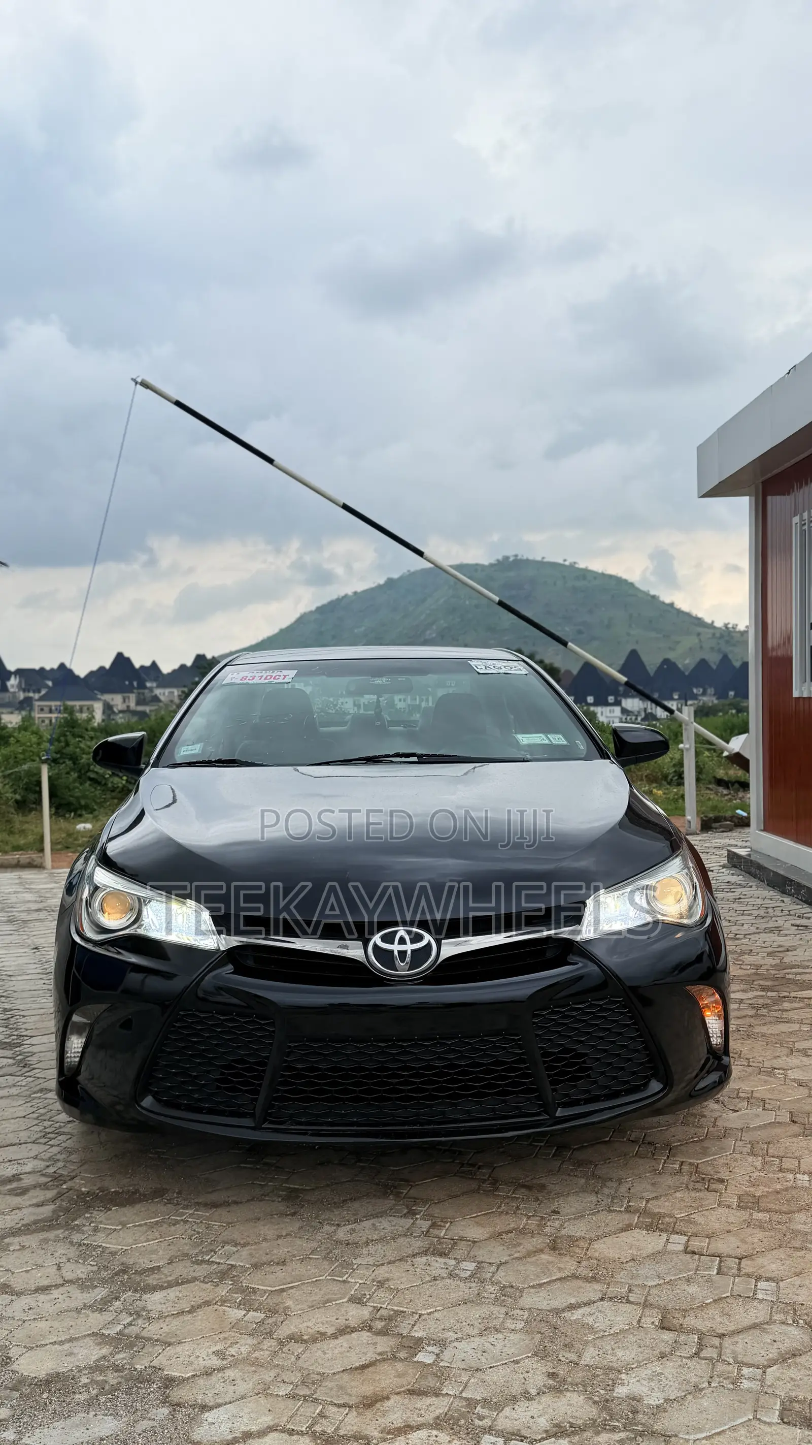 Toyota Camry SE 4dr Sedan (2.5L 4cyl 6A) 2016 Black