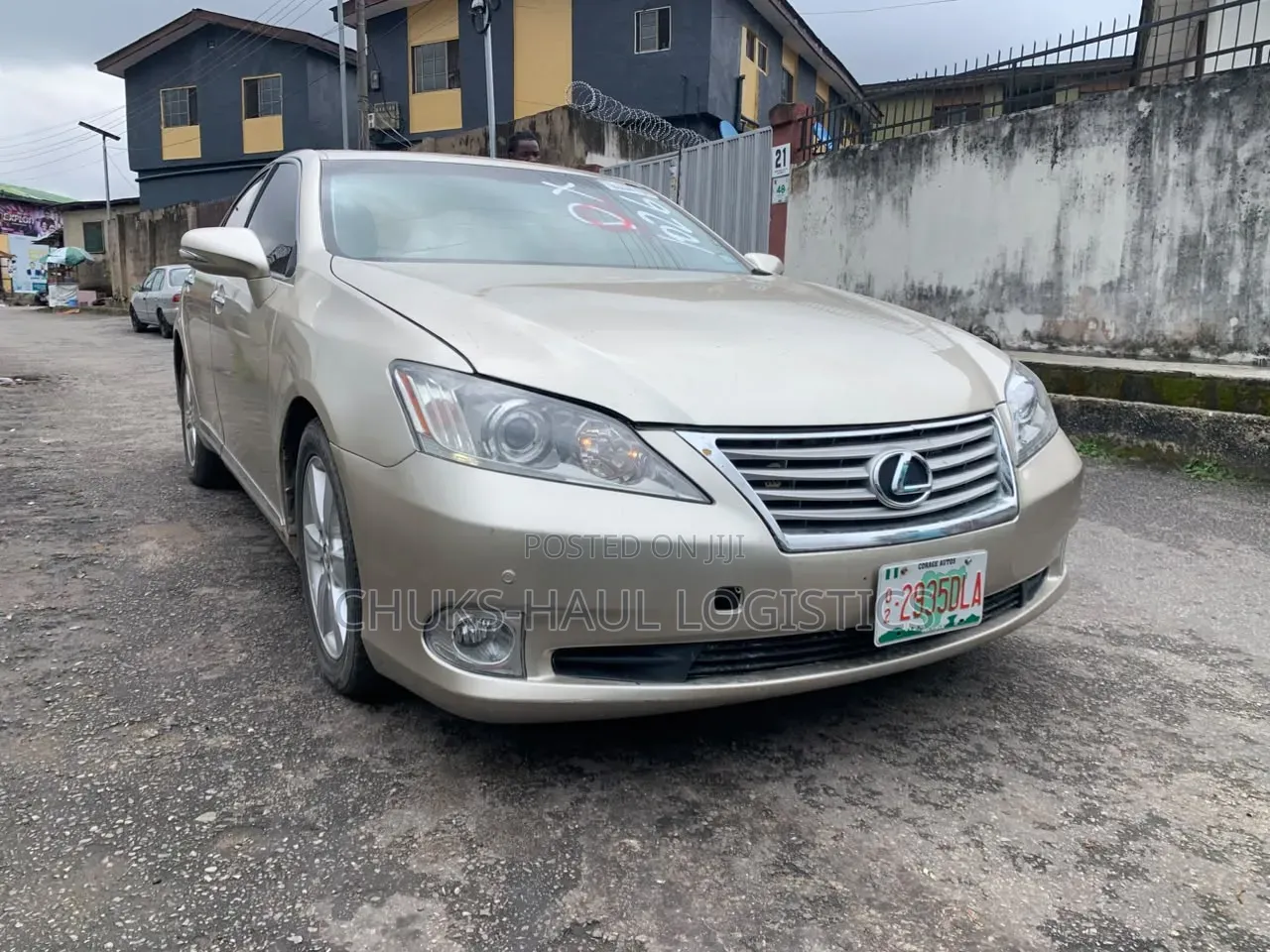 Lexus ES 350 2012 Gold