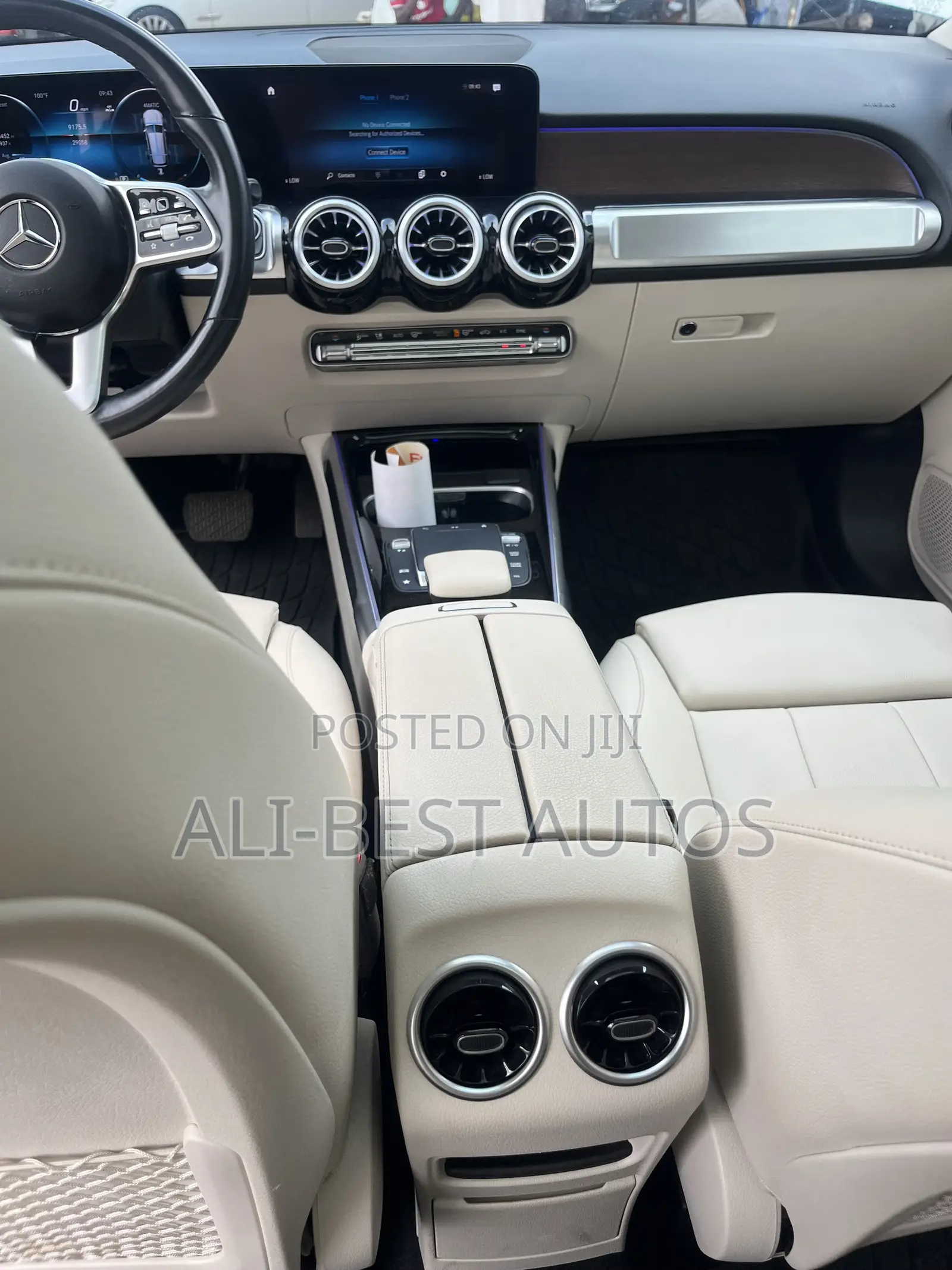 Mercedes-Benz GLB-Class 2023 White