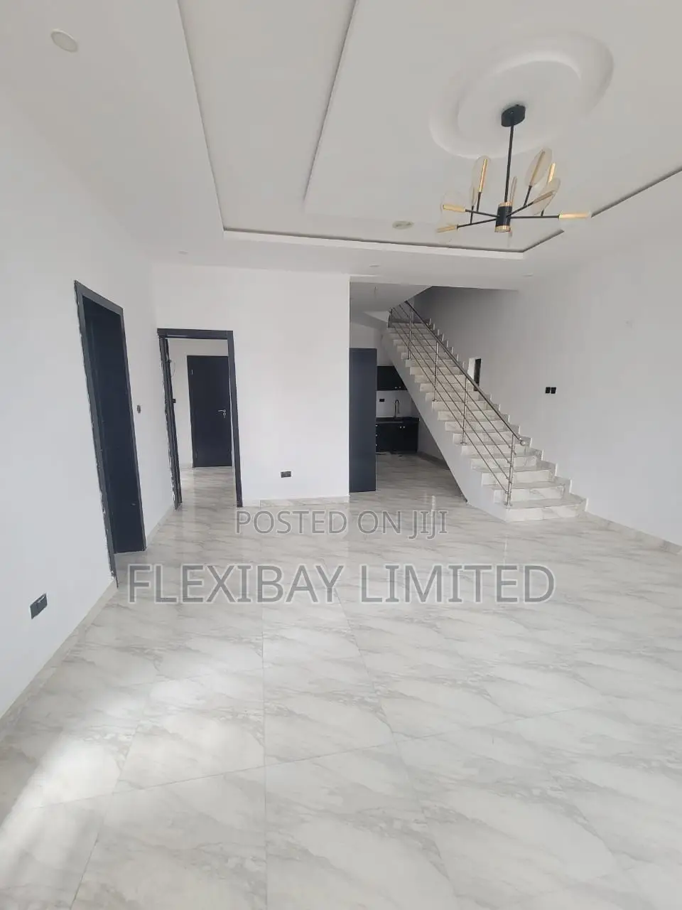 4bdrm Duplex in Chevron for rent