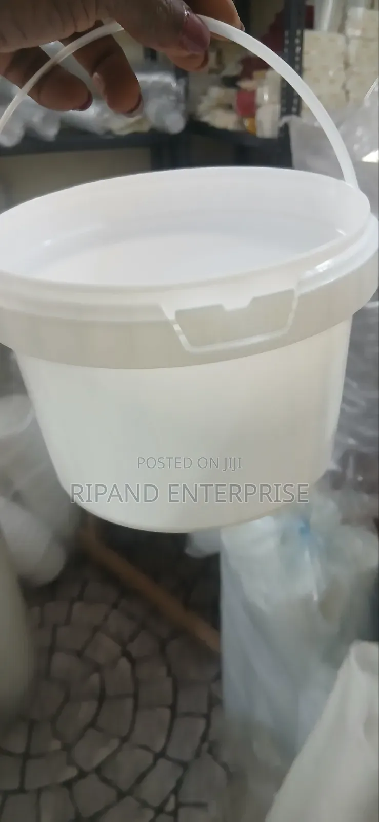 Coloured White 2 Litres Buckets