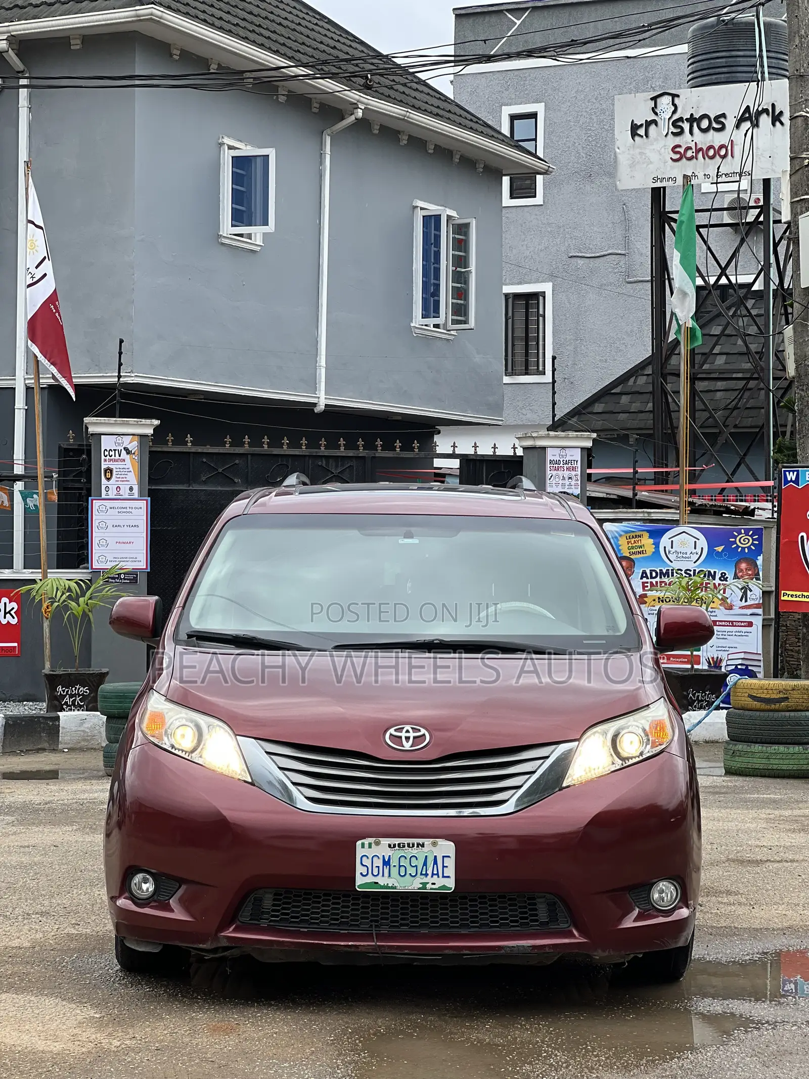Toyota Sienna 2011