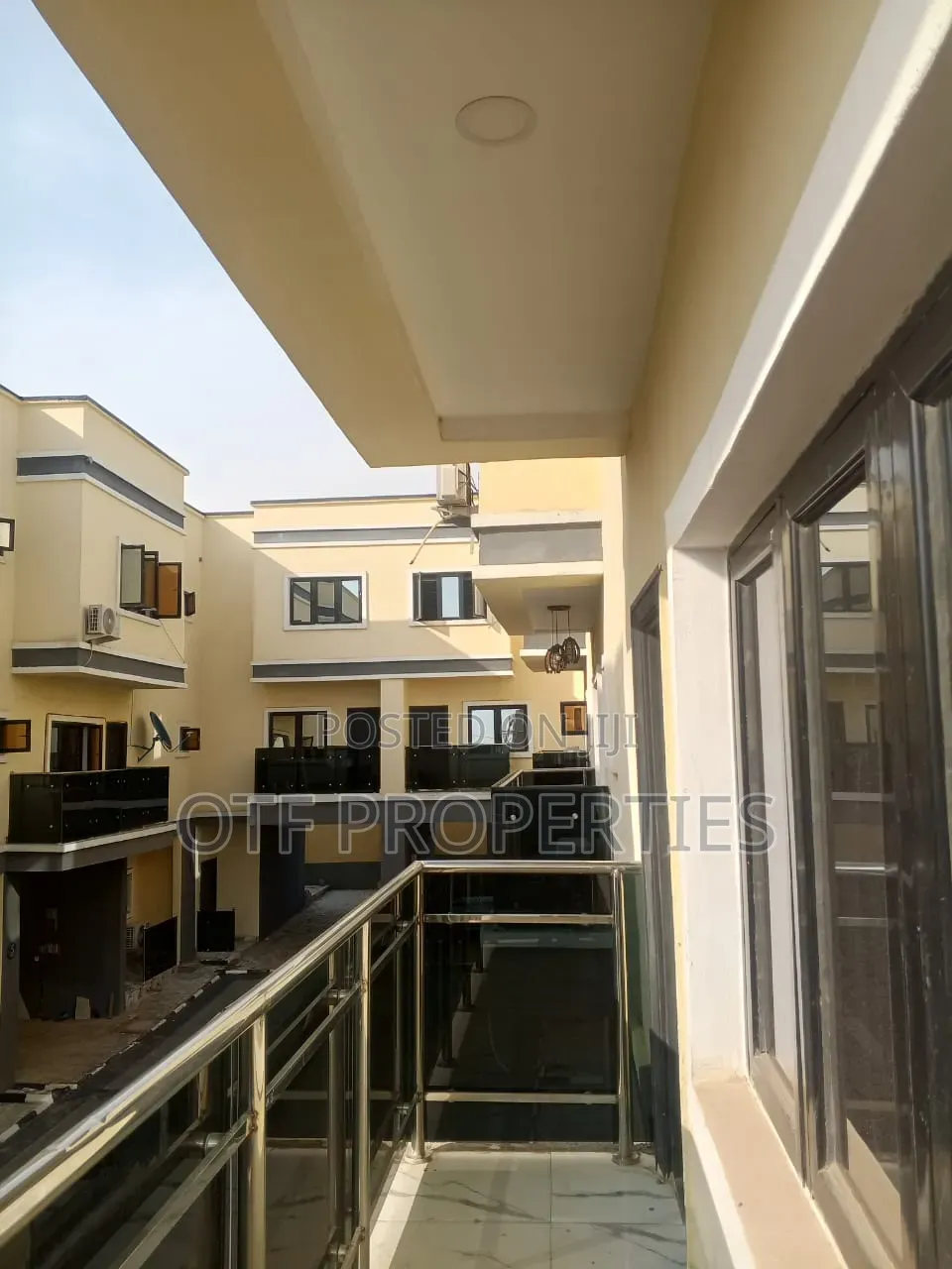 4bdrm Duplex in Lifecamp for sale