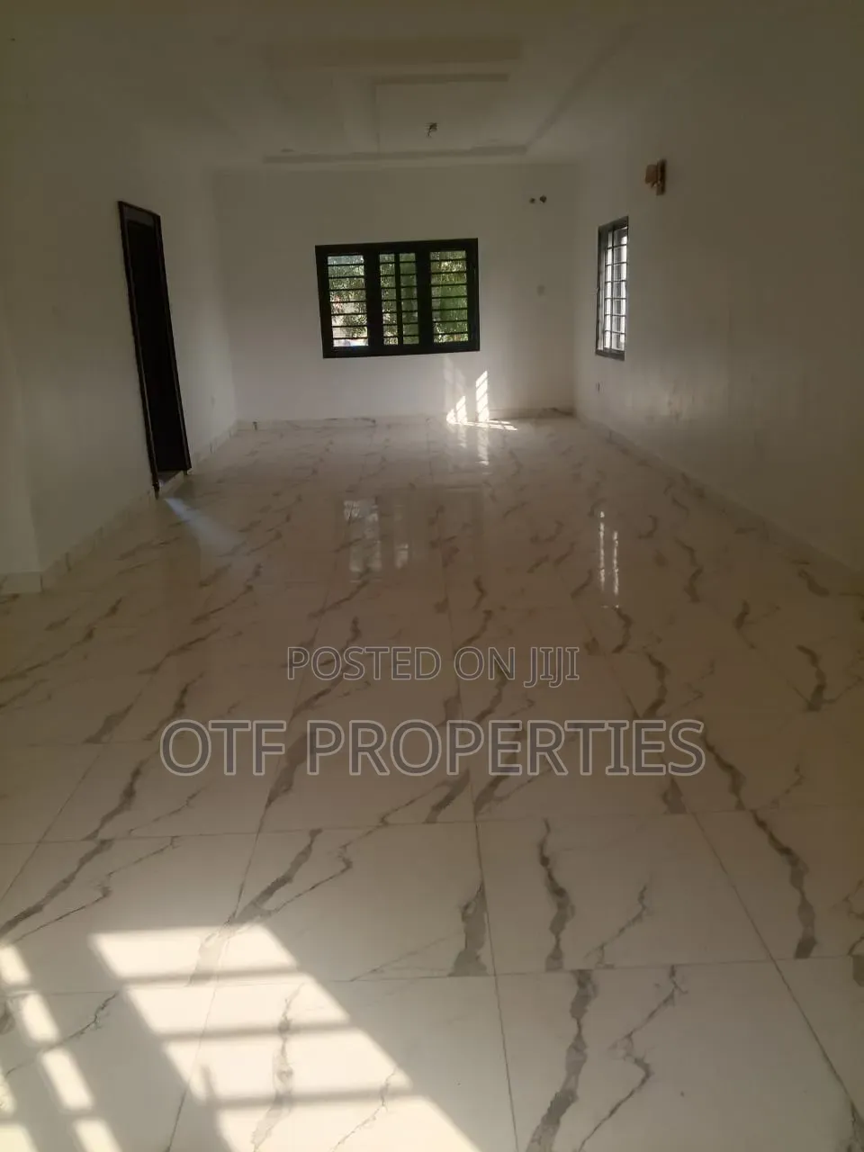 4bdrm Duplex in Lifecamp for sale