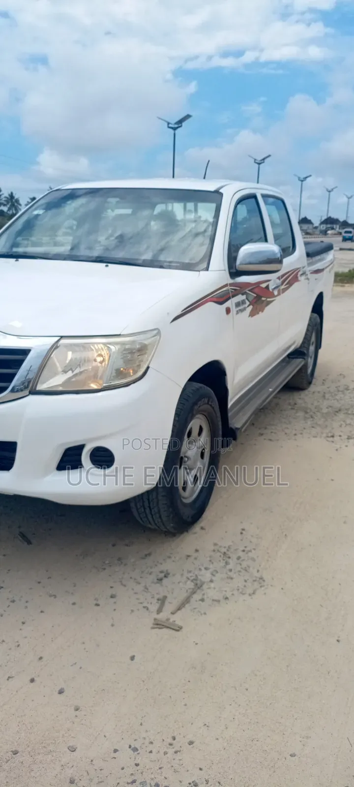 Toyota Hilux 2012 White