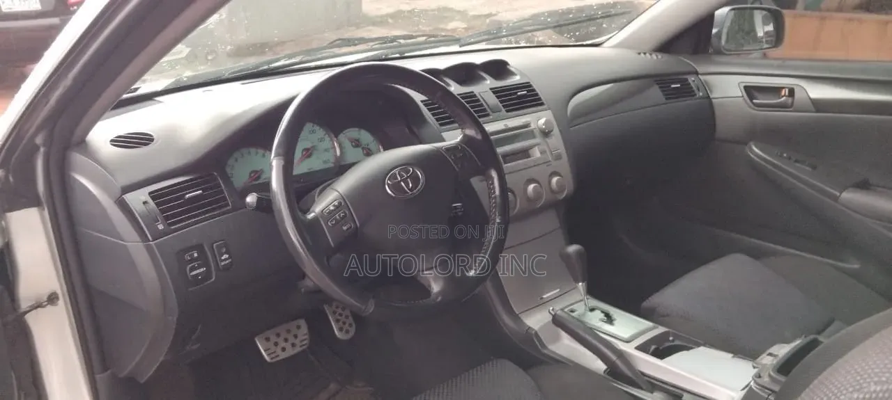 Toyota Solara 3.3 Convertible 2005 Silver