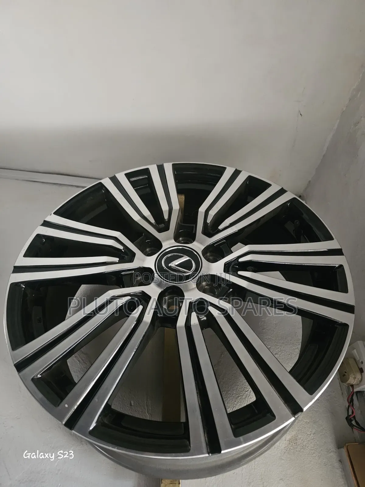 Lexus LX 600 21'inches OEM Alloy Rims