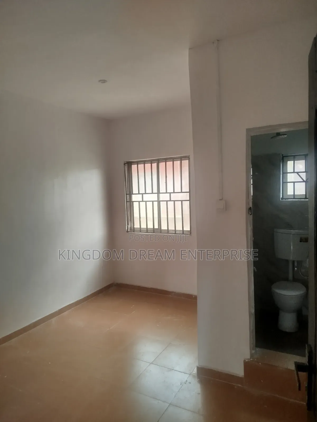 Mini Flat in Jibowu Abulegba for rent