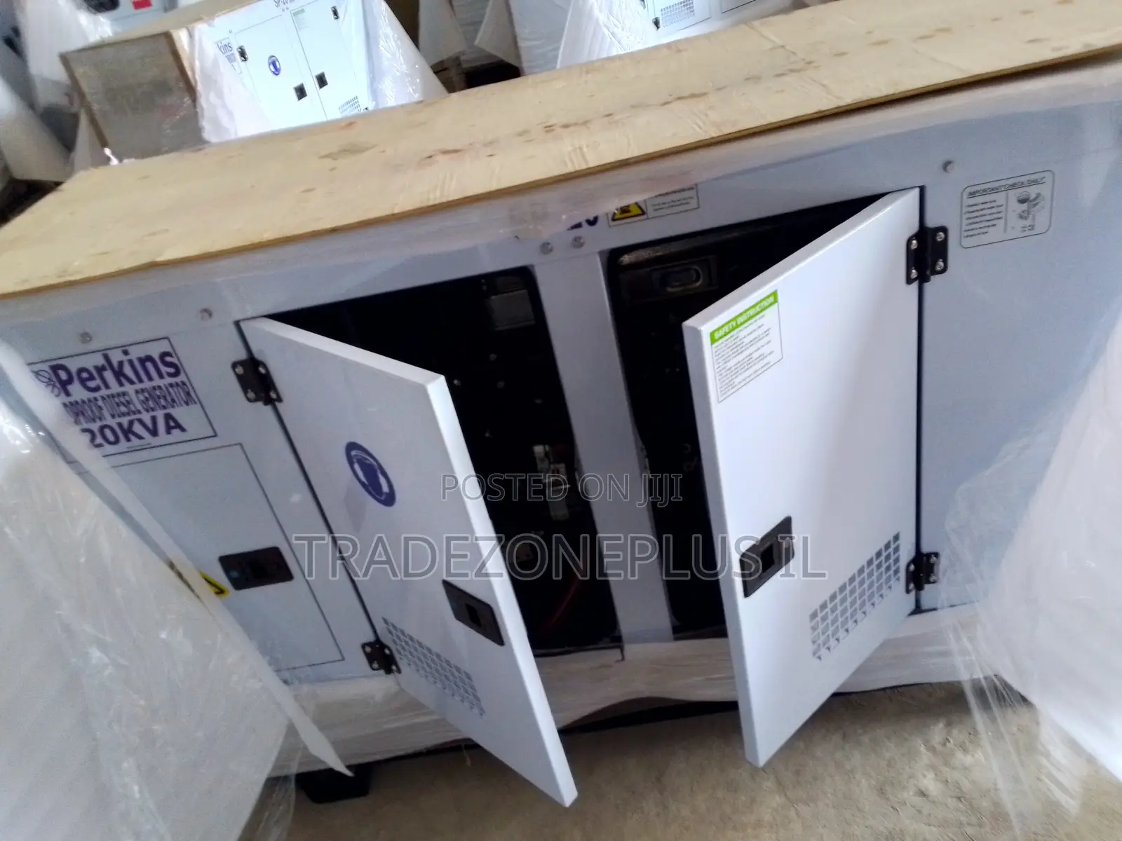 Perkins 20KVA Generator With Enclosed Soundproof Case
