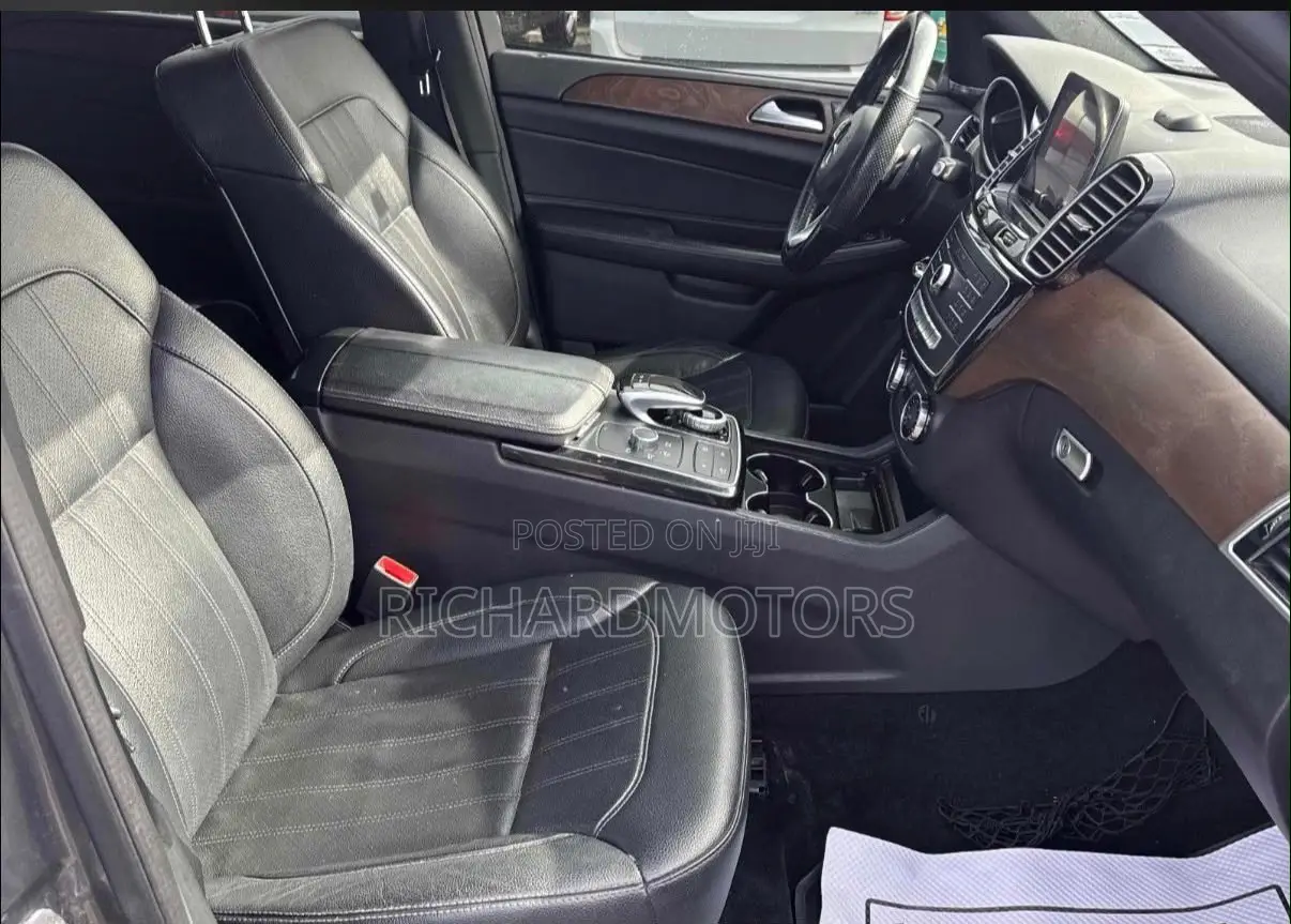 Mercedes-Benz GLE-Class GLE 400 4MATIC 2018 Gray