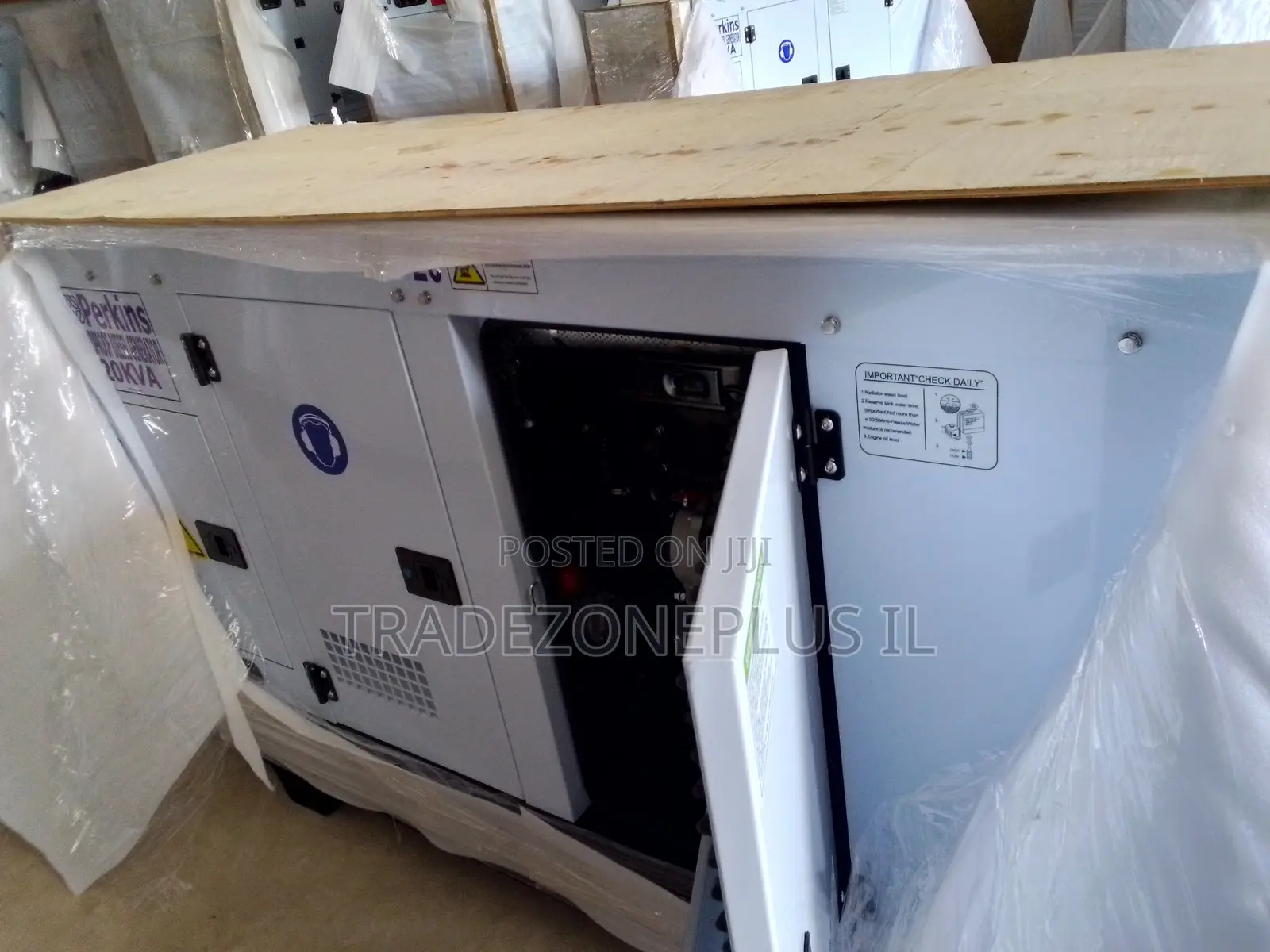 Perkins 20KVA Silent Set for Homes and Factory