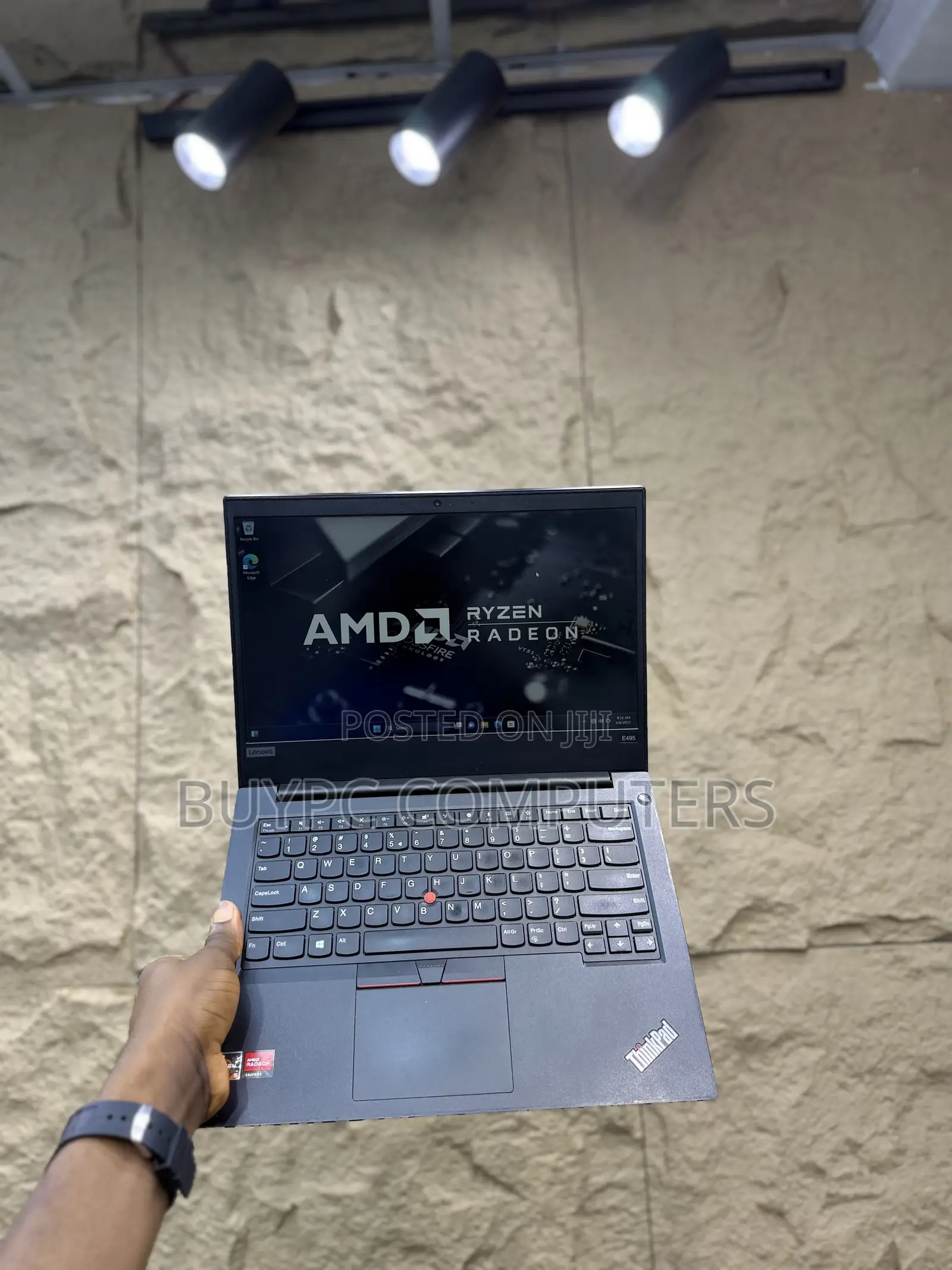 Laptop Lenovo ThinkPad E495 8GB AMD Ryzen 5 SSD 256GB