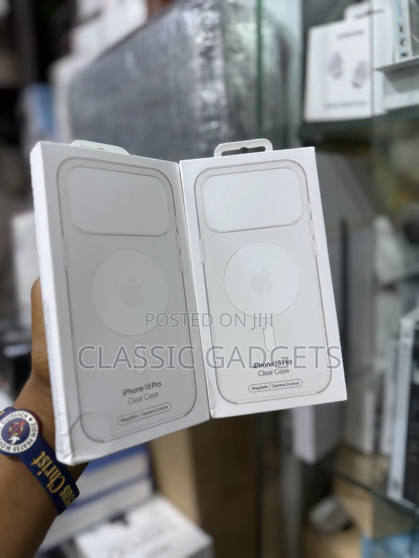 Transparent MagSafe Case With Control for iPhone 18 Pro Max/18 Pro