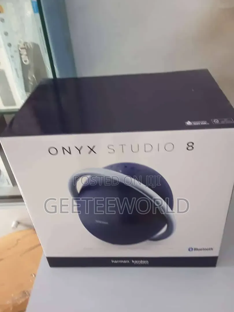 Studio 8 Bluetooth Speaker (Onxy)