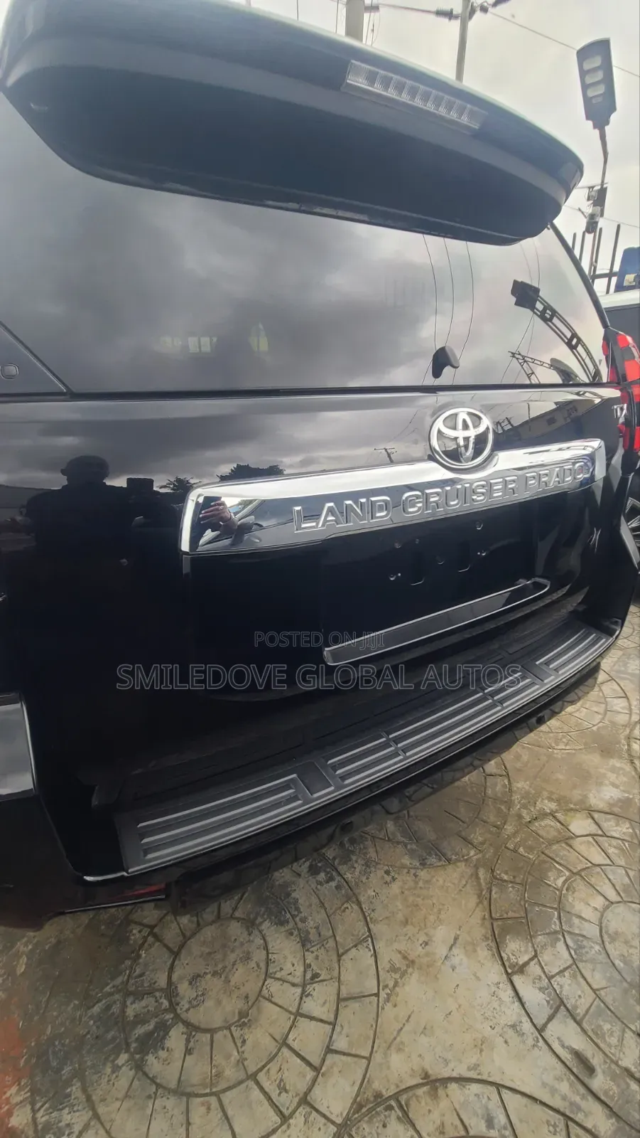 Toyota Land Cruiser Prado 2022 Black