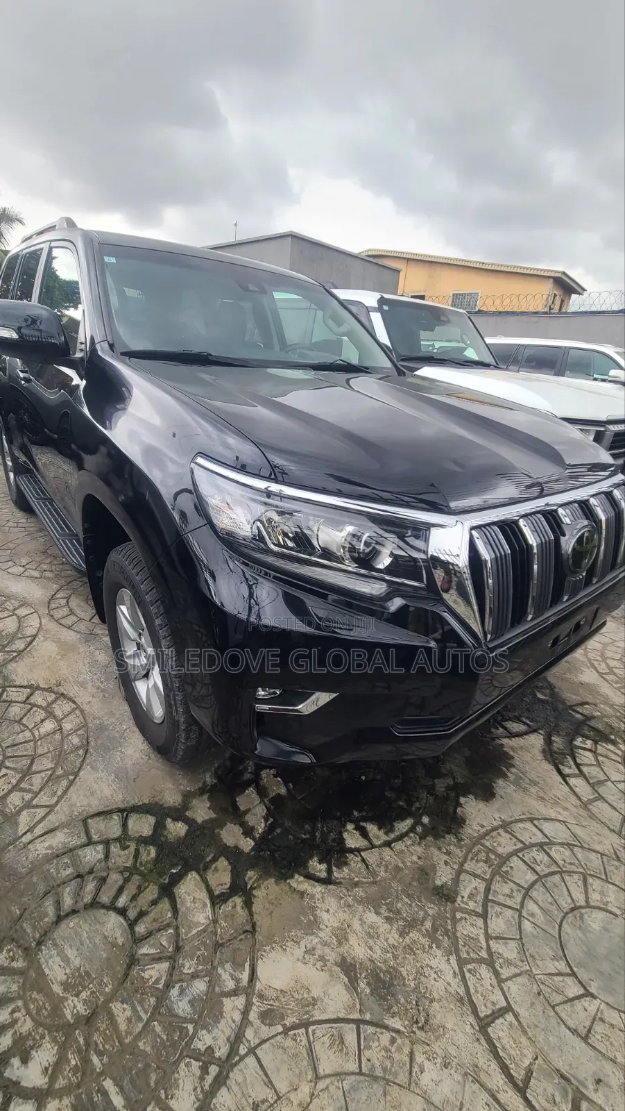Toyota Land Cruiser Prado 2022 Black