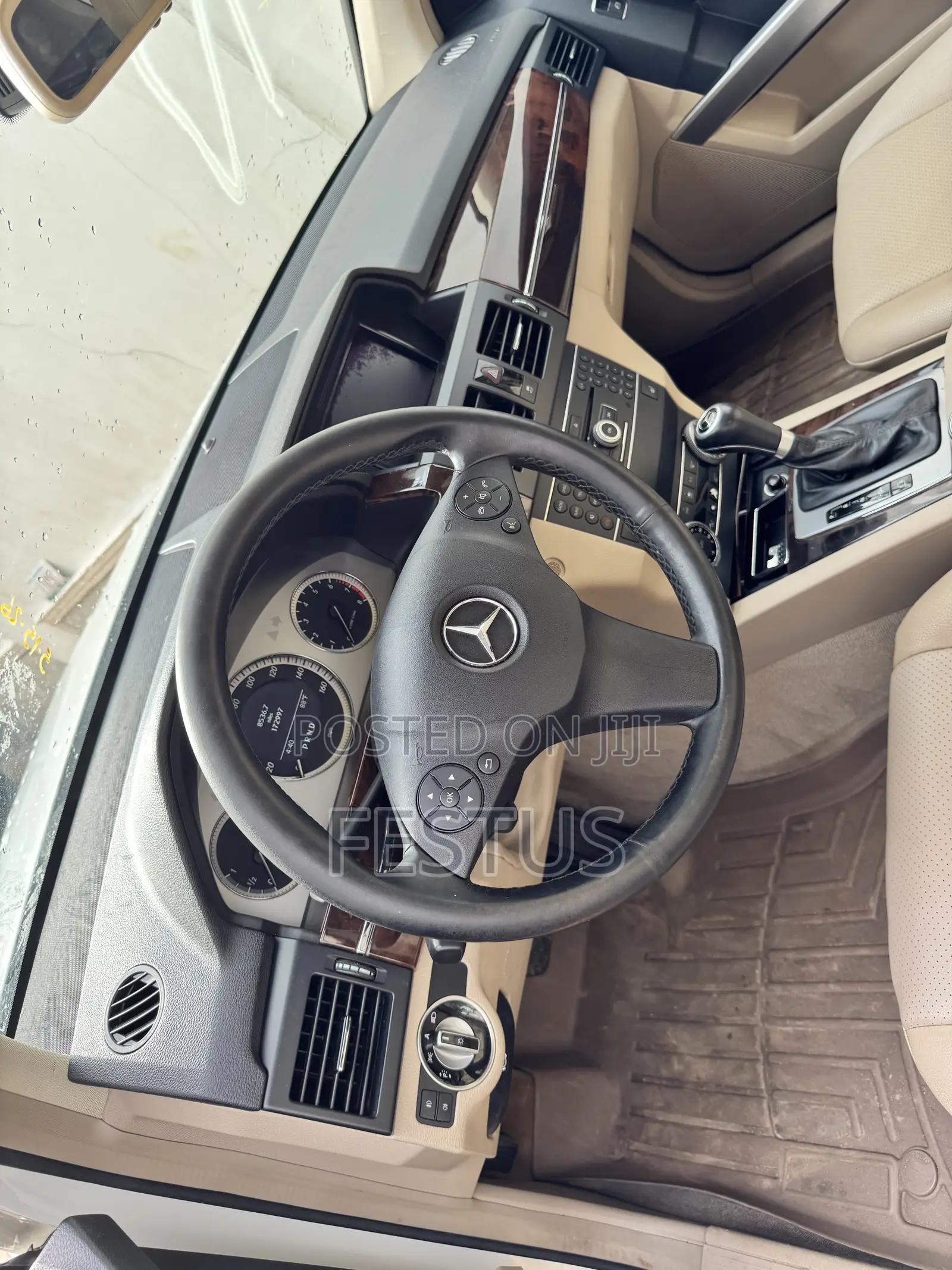 Mercedes-Benz GLK-Class 350 4MATIC 2011 White