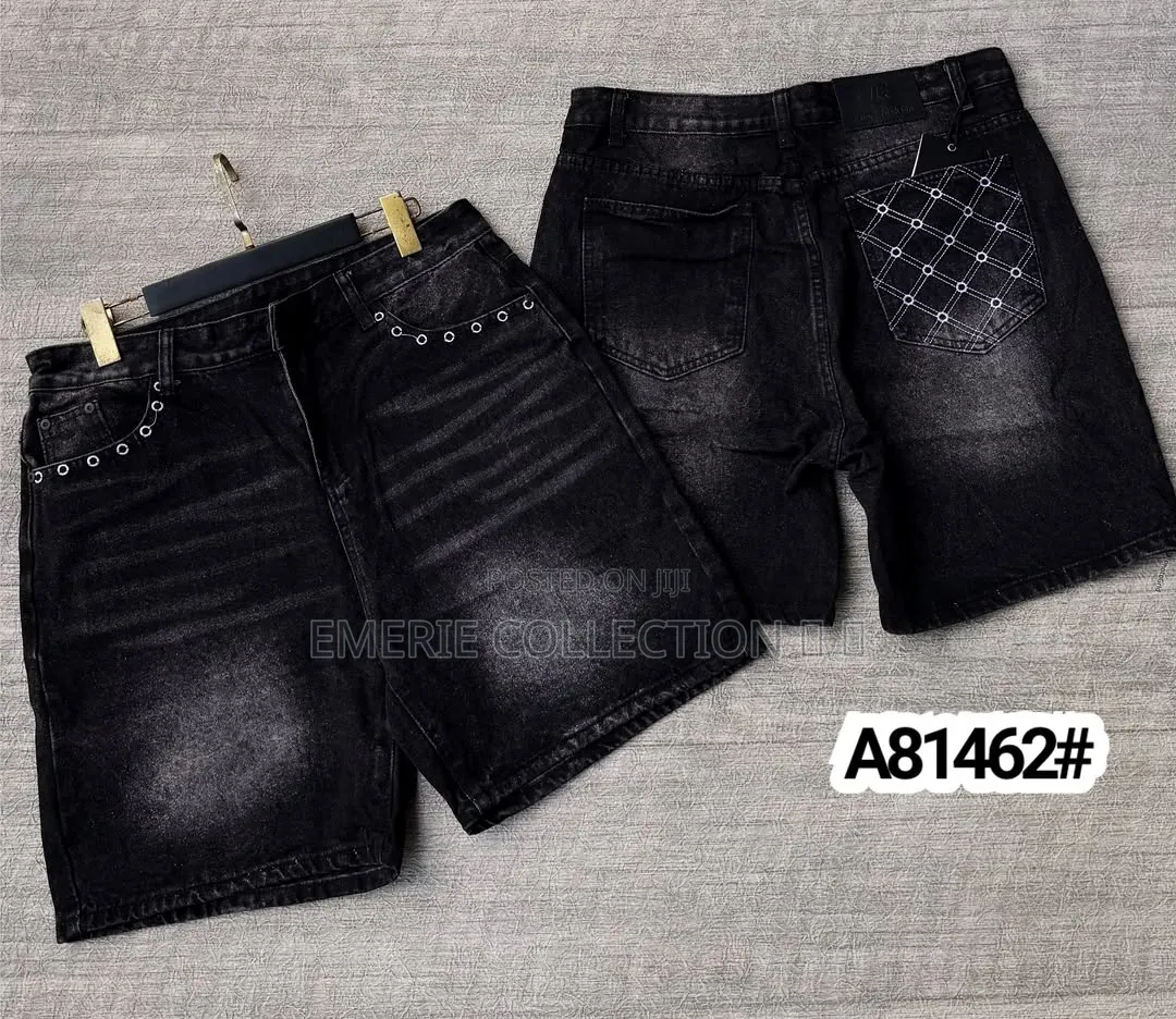 Short Jeans