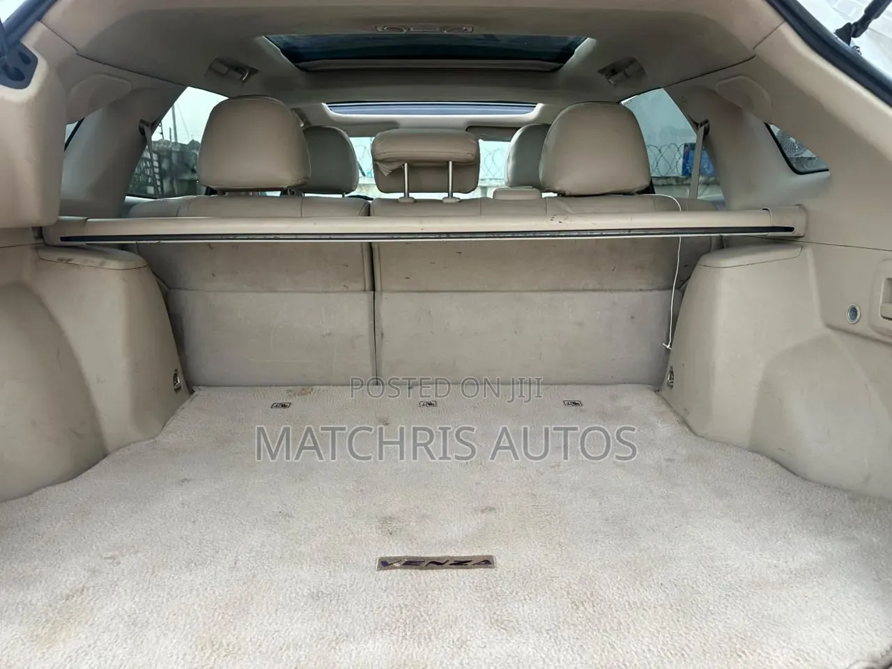 Toyota Venza XLE 2011 White