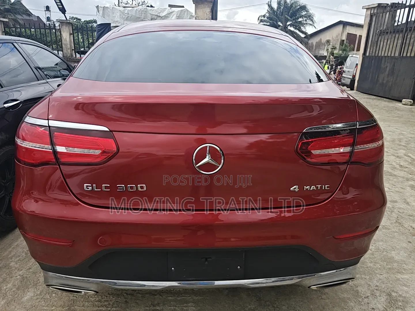 Mercedes-Benz C300 Base 4Matic Sedan AWD (2.0L 4cyl 7A) 2017 Red