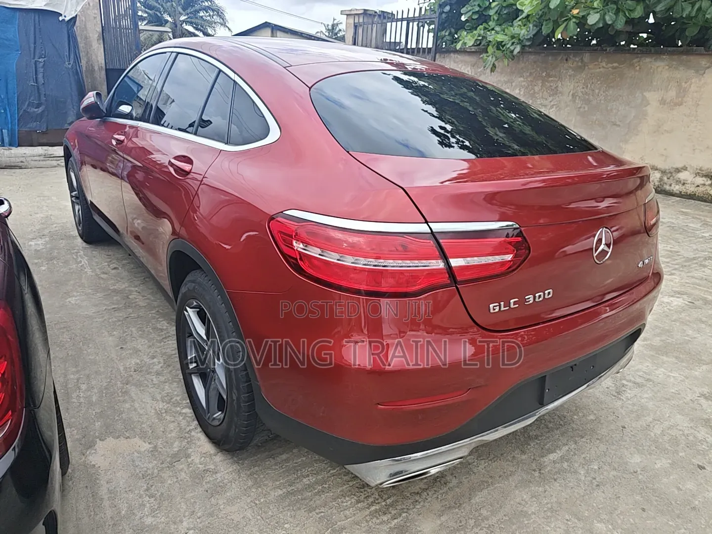 Mercedes-Benz C300 Base 4Matic Sedan AWD (2.0L 4cyl 7A) 2017 Red