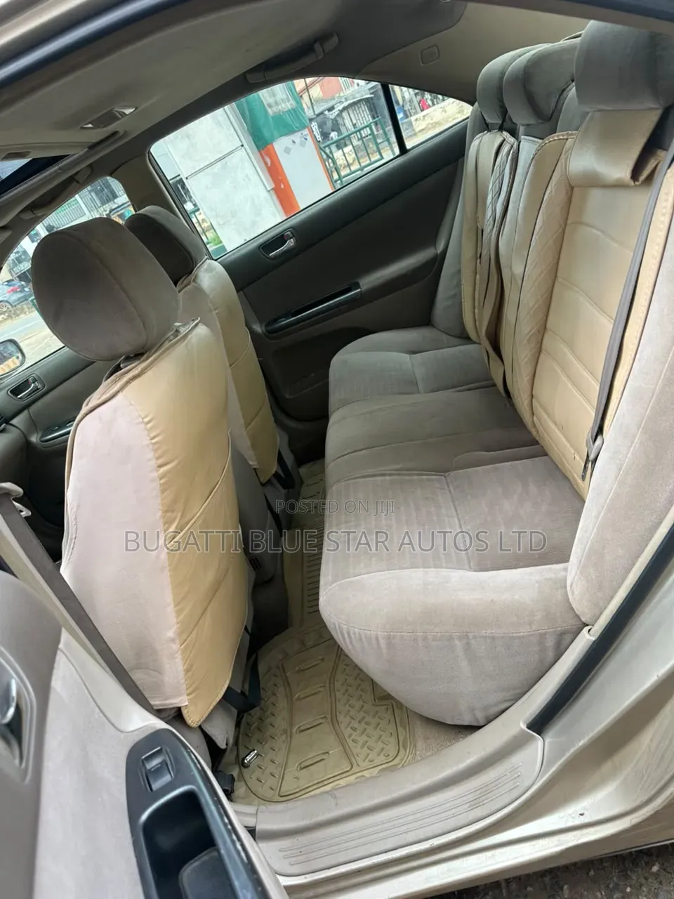 Toyota Camry LE 4dr Sedan (2.4L 4cyl 5A) 2006 Gold