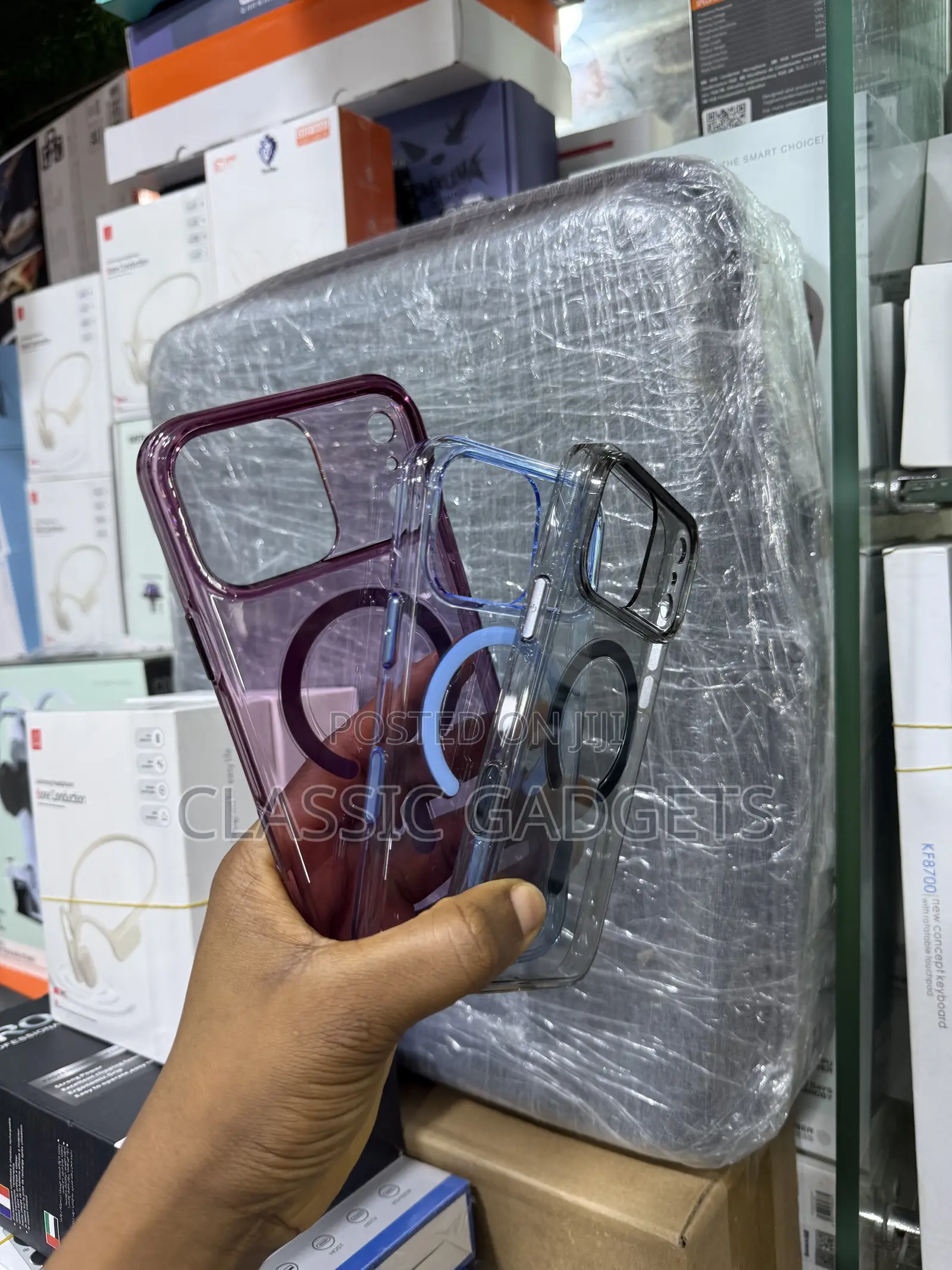 Luxury Shiny Magnetic Case for iPhone 18 Pro Max and 18 Pro