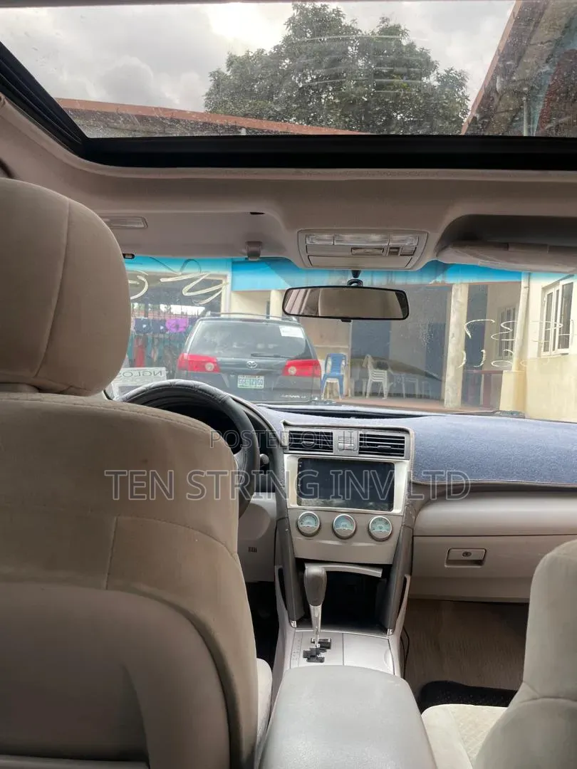 Toyota Camry 2009 Gray