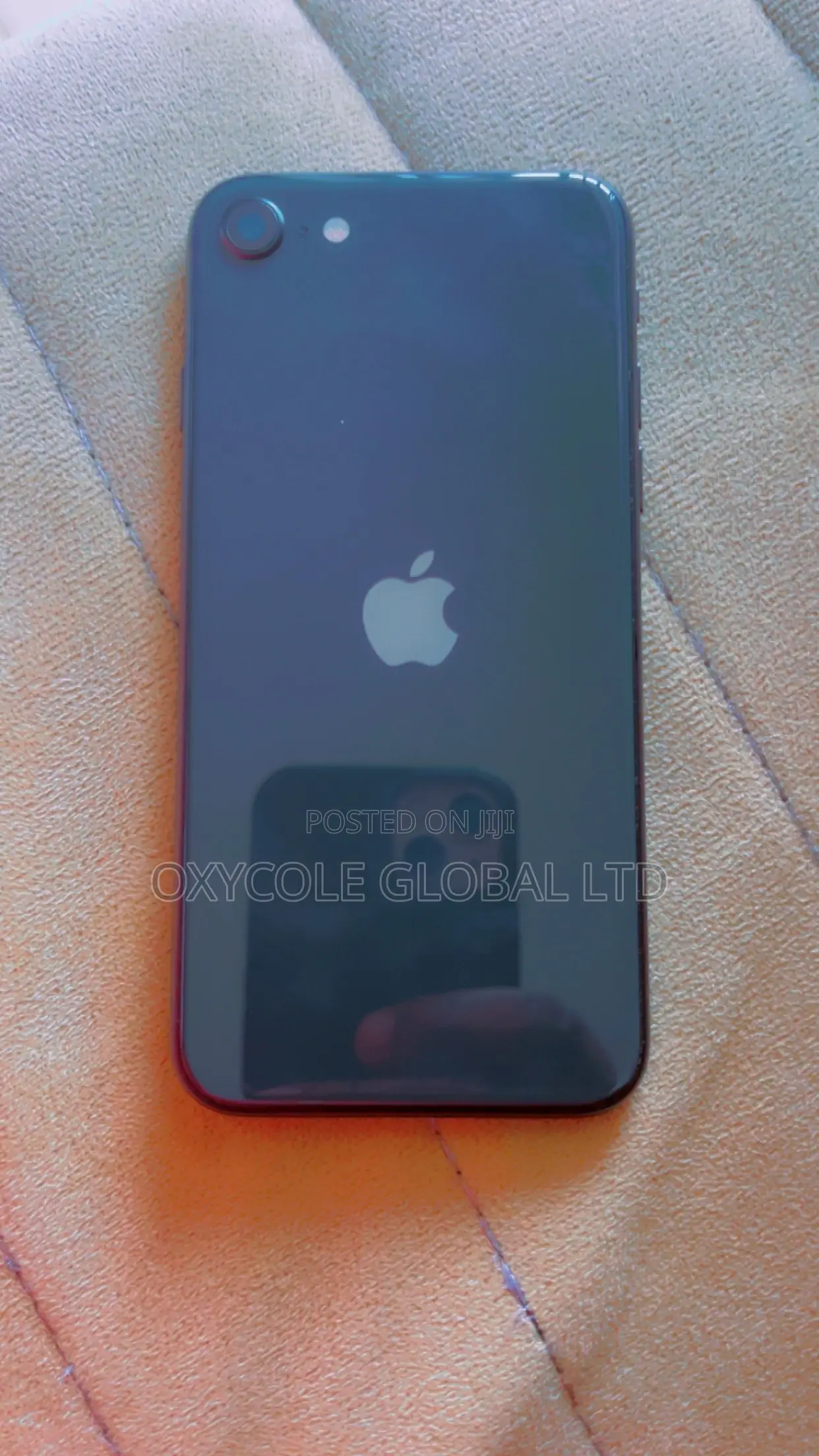 Apple iPhone SE (2020) 64 GB Black